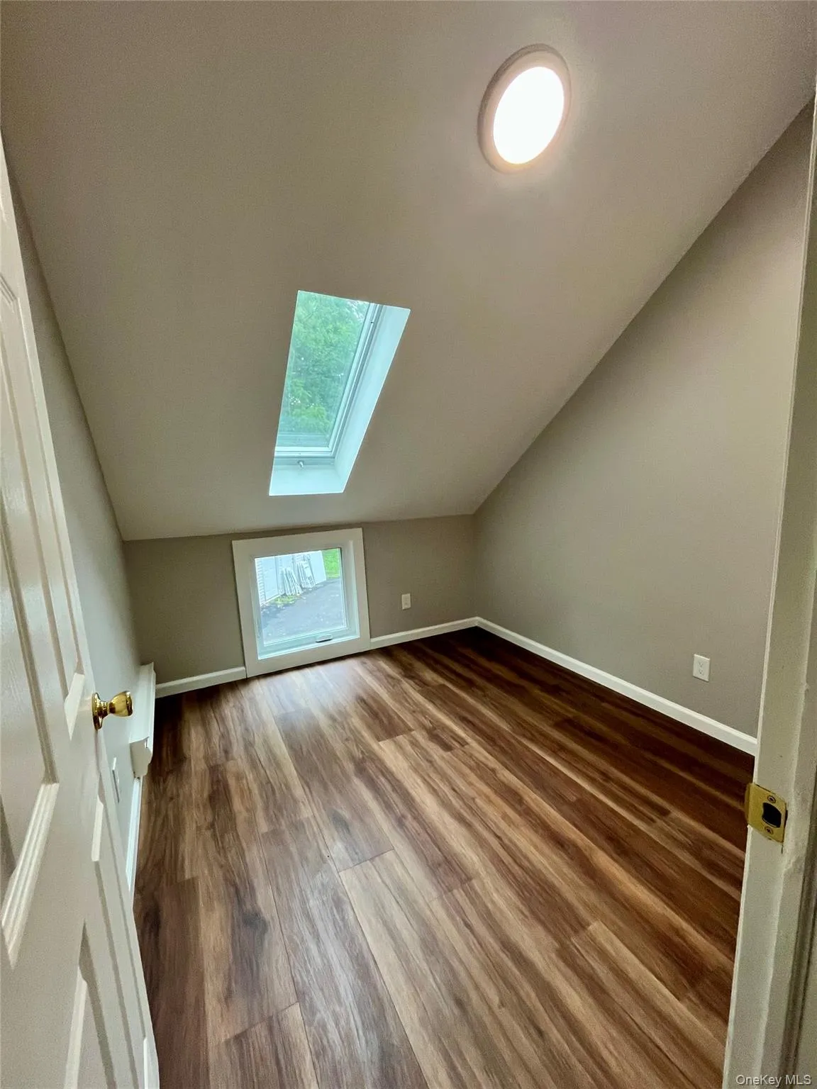 56 Tilden Lane, Huntington, NY, 3 Bedrooms Bedrooms, 6 Rooms Rooms,1 BathroomBathrooms,Residential Lease,For Rent,Tilden,0,1022959 56 Tilden Lane, Huntington, NY, 3 Bedrooms Bedrooms, 6 Rooms Rooms,1 BathroomBathrooms,Residential Lease,For Rent,Tilden,0,1022959
