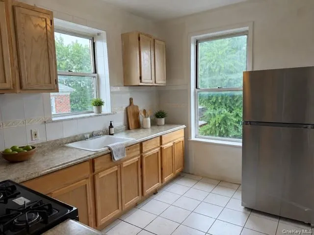 1963 Pilgrim Avenue, New York, NY, 2 Bedrooms Bedrooms, 4 Rooms Rooms,1 BathroomBathrooms,Residential Lease,For Rent,Pilgrim,0,1022964 1963 Pilgrim Avenue, New York, NY, 2 Bedrooms Bedrooms, 4 Rooms Rooms,1 BathroomBathrooms,Residential Lease,For Rent,Pilgrim,0,1022964