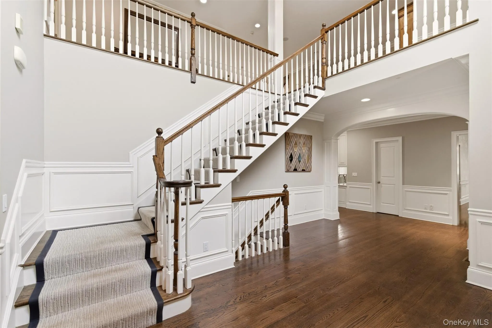 9 May Hill Lane, Huntington, NY, 5 Bedrooms Bedrooms, 11 Rooms Rooms,4 BathroomsBathrooms,Residential,For Rent,May Hill,0,1022965 9 May Hill Lane, Huntington, NY, 5 Bedrooms Bedrooms, 11 Rooms Rooms,4 BathroomsBathrooms,Residential,For Rent,May Hill,0,1022965