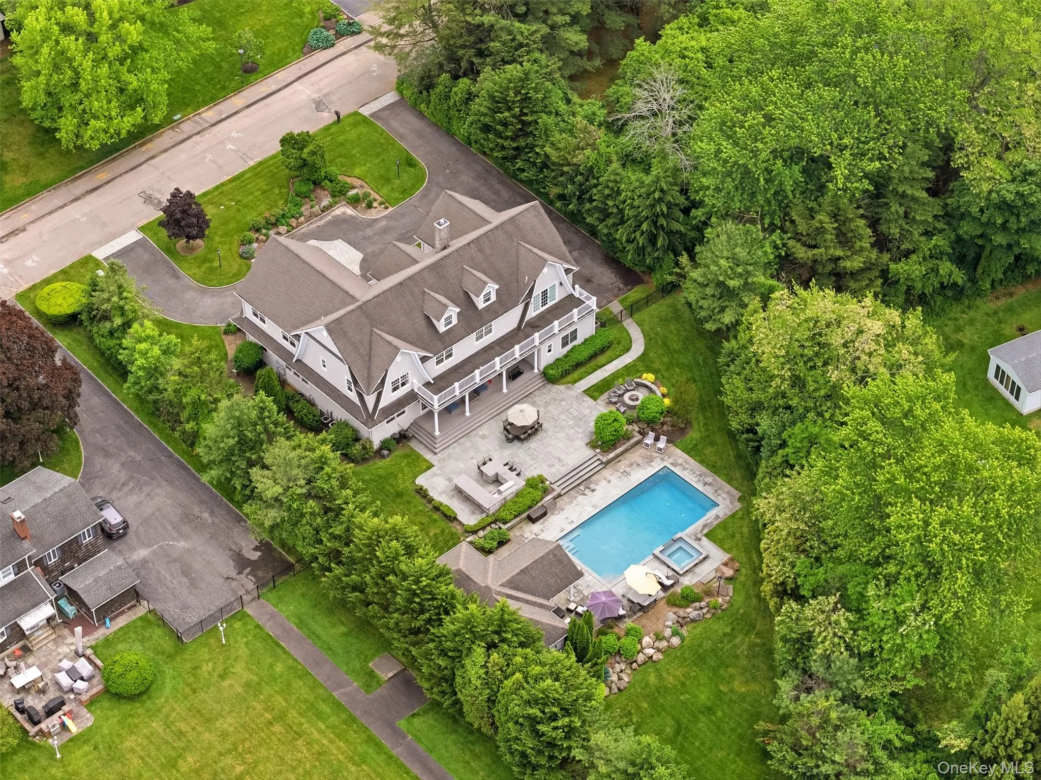 9 May Hill Lane, Huntington, NY, 5 Bedrooms Bedrooms, 11 Rooms Rooms,4 BathroomsBathrooms,Residential,For Rent,May Hill,0,1022965 9 May Hill Lane, Huntington, NY, 5 Bedrooms Bedrooms, 11 Rooms Rooms,4 BathroomsBathrooms,Residential,For Rent,May Hill,0,1022965