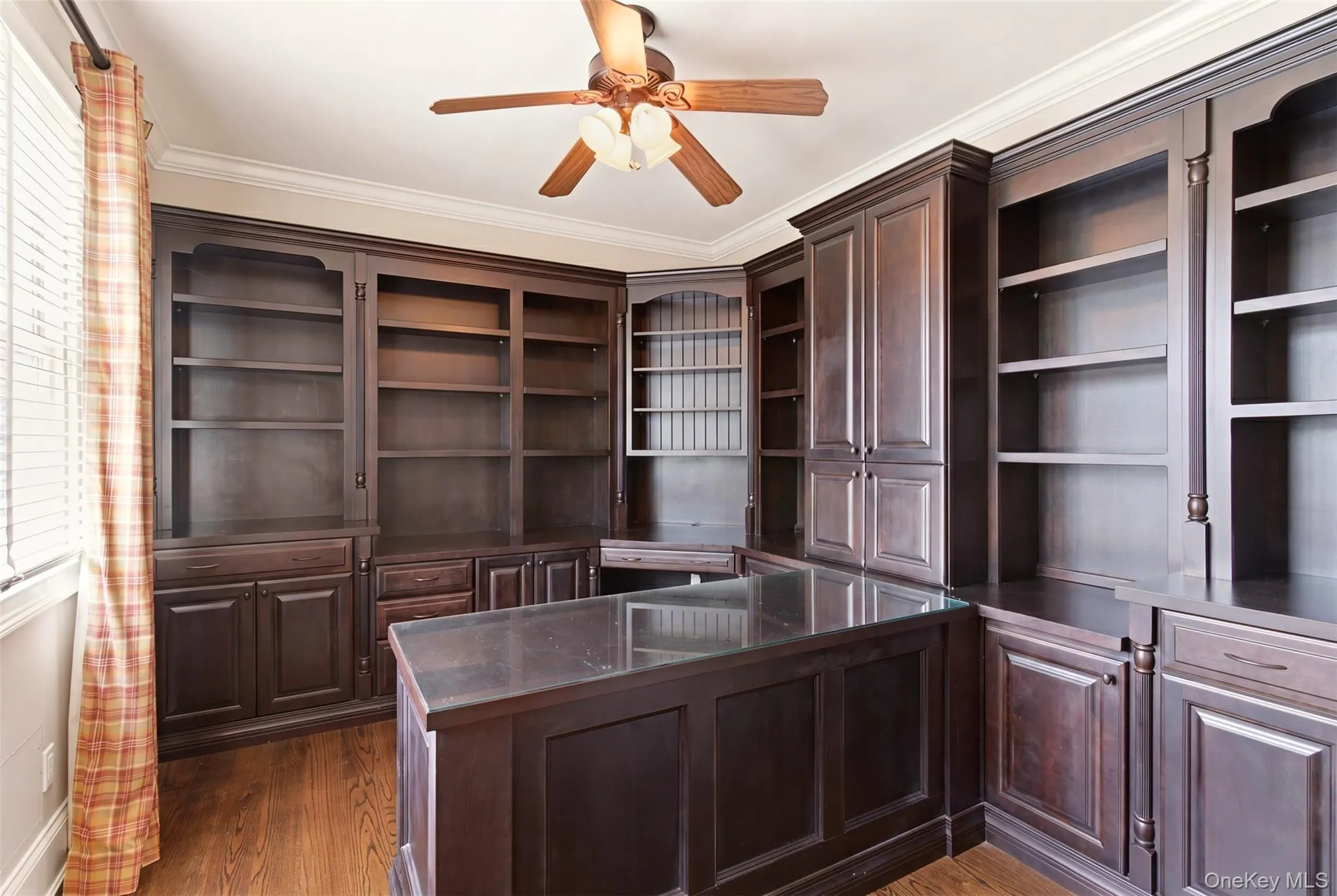 9 May Hill Lane, Huntington, NY, 5 Bedrooms Bedrooms, 11 Rooms Rooms,4 BathroomsBathrooms,Residential,For Rent,May Hill,0,1022965 9 May Hill Lane, Huntington, NY, 5 Bedrooms Bedrooms, 11 Rooms Rooms,4 BathroomsBathrooms,Residential,For Rent,May Hill,0,1022965