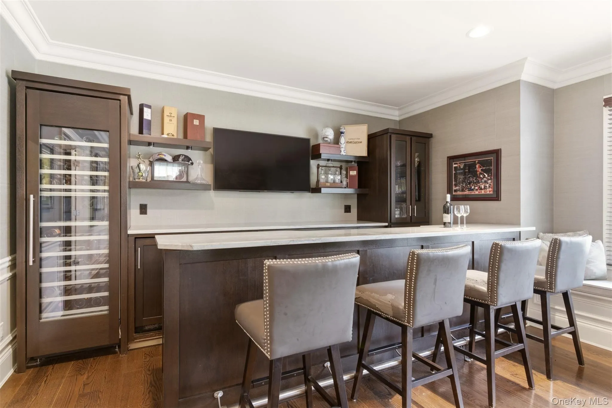 9 May Hill Lane, Huntington, NY, 5 Bedrooms Bedrooms, 11 Rooms Rooms,4 BathroomsBathrooms,Residential,For Rent,May Hill,0,1022965 9 May Hill Lane, Huntington, NY, 5 Bedrooms Bedrooms, 11 Rooms Rooms,4 BathroomsBathrooms,Residential,For Rent,May Hill,0,1022965