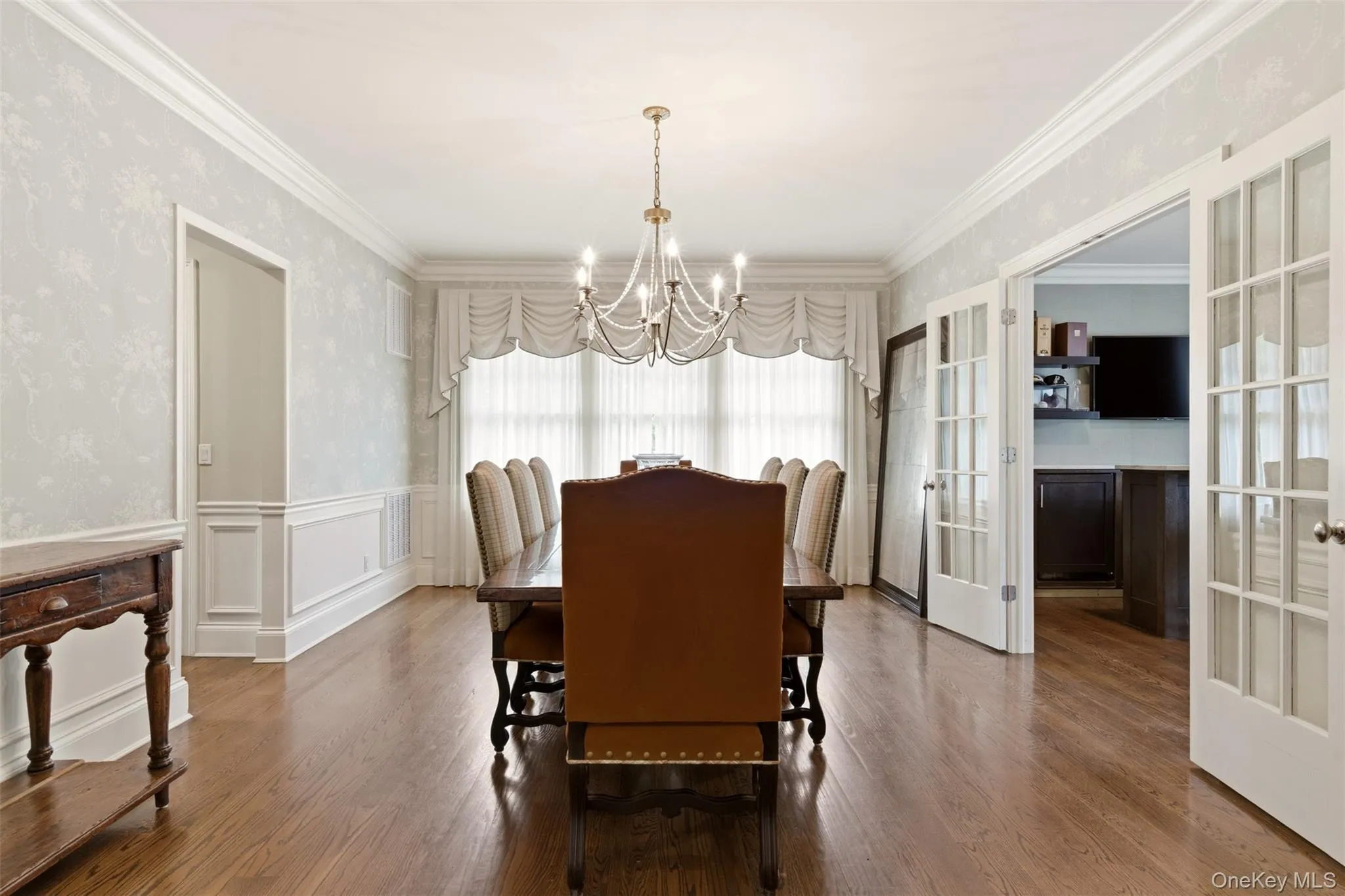 9 May Hill Lane, Huntington, NY, 5 Bedrooms Bedrooms, 11 Rooms Rooms,4 BathroomsBathrooms,Residential,For Rent,May Hill,0,1022965 9 May Hill Lane, Huntington, NY, 5 Bedrooms Bedrooms, 11 Rooms Rooms,4 BathroomsBathrooms,Residential,For Rent,May Hill,0,1022965
