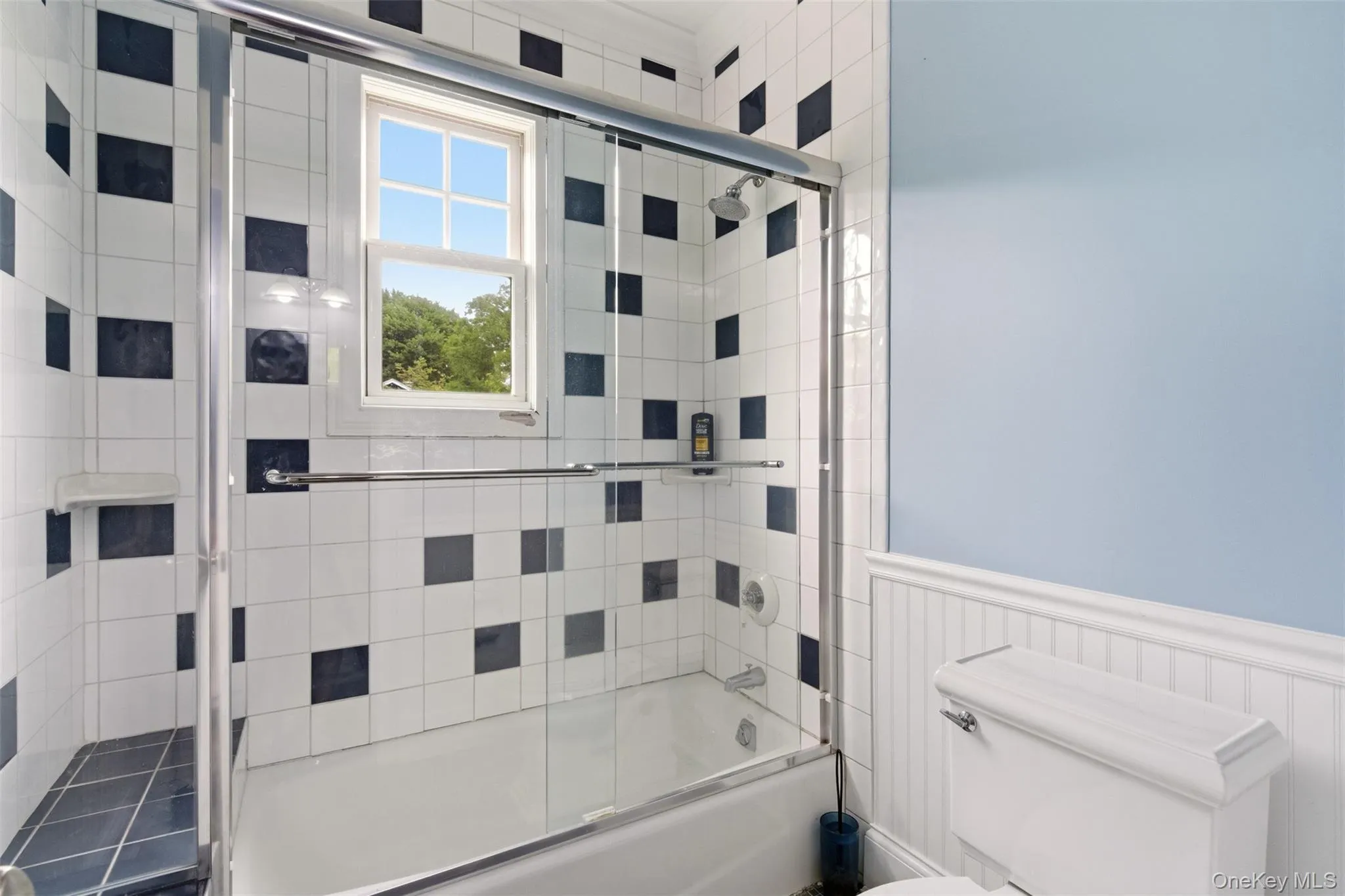 9 May Hill Lane, Huntington, NY, 5 Bedrooms Bedrooms, 11 Rooms Rooms,4 BathroomsBathrooms,Residential,For Rent,May Hill,0,1022965 9 May Hill Lane, Huntington, NY, 5 Bedrooms Bedrooms, 11 Rooms Rooms,4 BathroomsBathrooms,Residential,For Rent,May Hill,0,1022965