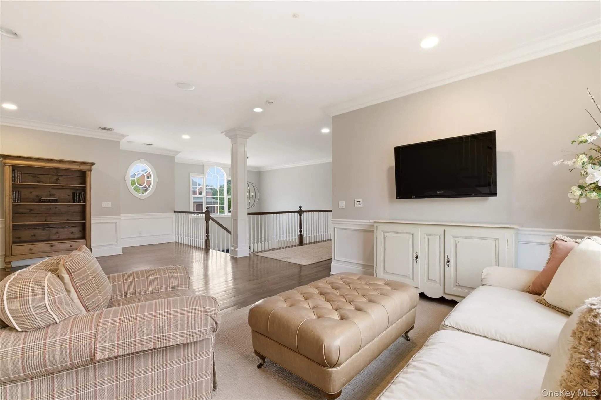 9 May Hill Lane, Huntington, NY, 5 Bedrooms Bedrooms, 11 Rooms Rooms,4 BathroomsBathrooms,Residential,For Rent,May Hill,0,1022965 9 May Hill Lane, Huntington, NY, 5 Bedrooms Bedrooms, 11 Rooms Rooms,4 BathroomsBathrooms,Residential,For Rent,May Hill,0,1022965