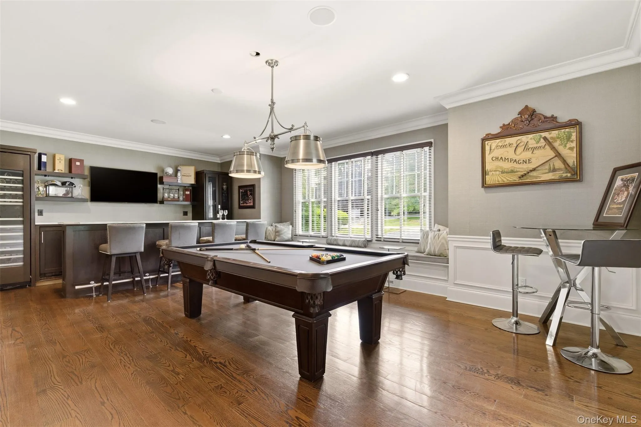 9 May Hill Lane, Huntington, NY, 5 Bedrooms Bedrooms, 11 Rooms Rooms,4 BathroomsBathrooms,Residential,For Rent,May Hill,0,1022965 9 May Hill Lane, Huntington, NY, 5 Bedrooms Bedrooms, 11 Rooms Rooms,4 BathroomsBathrooms,Residential,For Rent,May Hill,0,1022965
