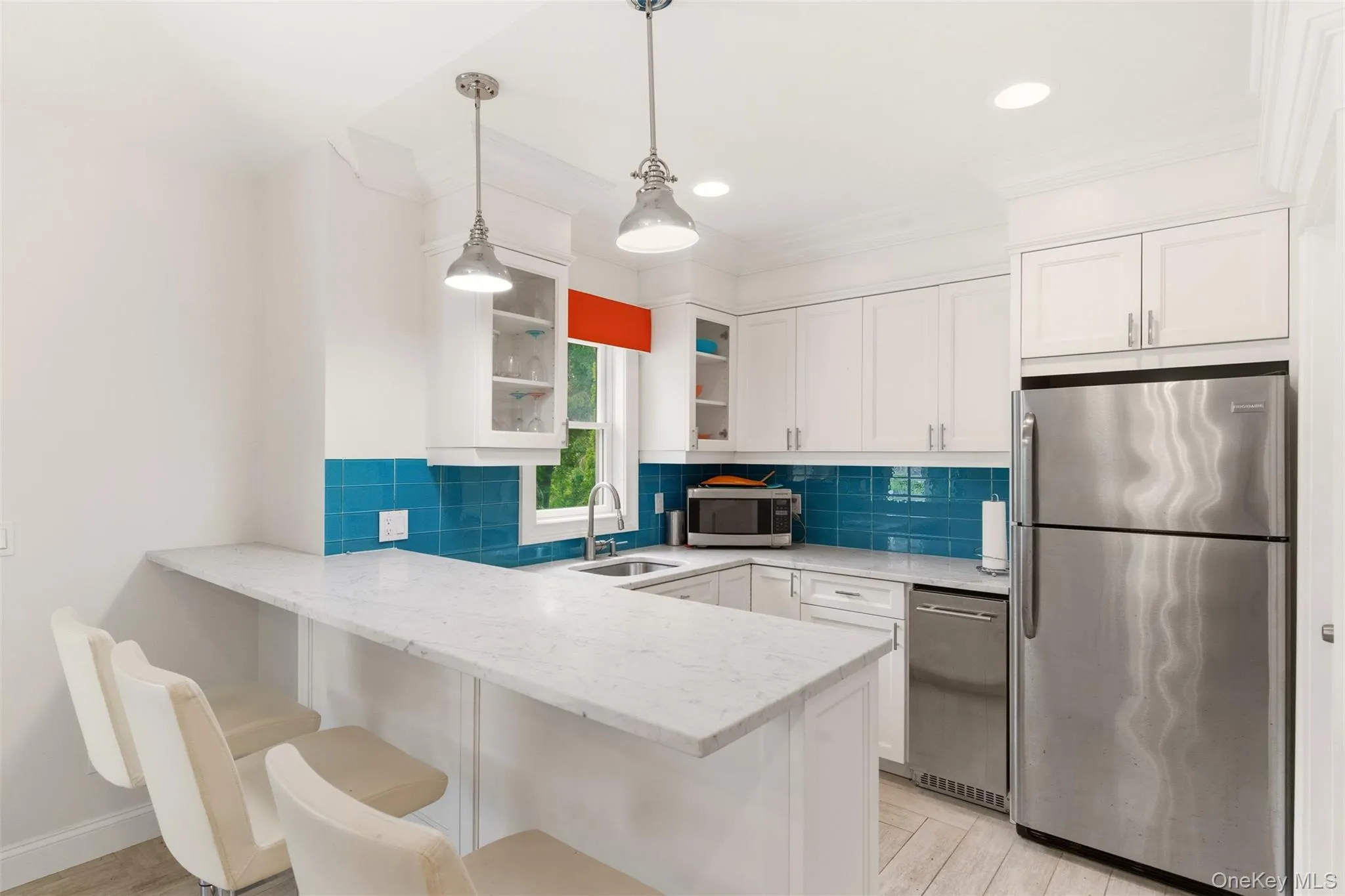 9 May Hill Lane, Huntington, NY, 5 Bedrooms Bedrooms, 11 Rooms Rooms,4 BathroomsBathrooms,Residential,For Rent,May Hill,0,1022965 9 May Hill Lane, Huntington, NY, 5 Bedrooms Bedrooms, 11 Rooms Rooms,4 BathroomsBathrooms,Residential,For Rent,May Hill,0,1022965