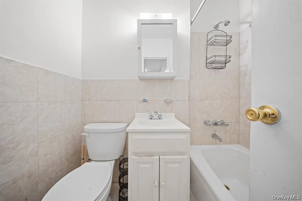 720 31st Street, New York, NY, 1 Bedroom Bedrooms, 4 Rooms Rooms,1 BathroomBathrooms,Residential Lease,For Rent,31st,0,1022966 720 31st Street, New York, NY, 1 Bedroom Bedrooms, 4 Rooms Rooms,1 BathroomBathrooms,Residential Lease,For Rent,31st,0,1022966