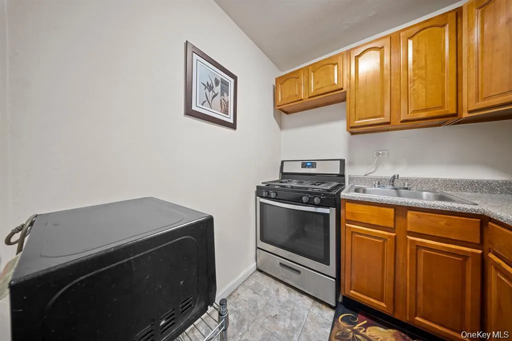 720 31st Street, New York, NY, 1 Bedroom Bedrooms, 4 Rooms Rooms,1 BathroomBathrooms,Residential Lease,For Rent,31st,0,1022966 720 31st Street, New York, NY, 1 Bedroom Bedrooms, 4 Rooms Rooms,1 BathroomBathrooms,Residential Lease,For Rent,31st,0,1022966