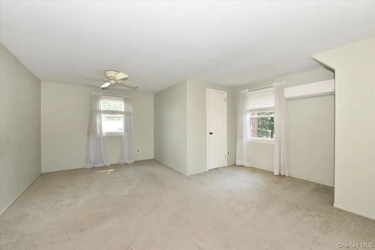 344 New York Avenue, Oyster Bay, NY, 3 Bedrooms Bedrooms, 11 Rooms Rooms,2 BathroomsBathrooms,Residential,For Rent,New York,0,1022968 344 New York Avenue, Oyster Bay, NY, 3 Bedrooms Bedrooms, 11 Rooms Rooms,2 BathroomsBathrooms,Residential,For Rent,New York,0,1022968