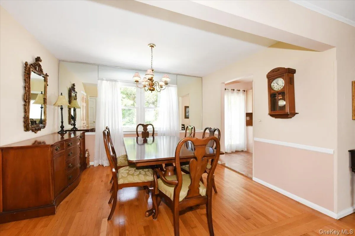 344 New York Avenue, Oyster Bay, NY, 3 Bedrooms Bedrooms, 11 Rooms Rooms,2 BathroomsBathrooms,Residential,For Rent,New York,0,1022968 344 New York Avenue, Oyster Bay, NY, 3 Bedrooms Bedrooms, 11 Rooms Rooms,2 BathroomsBathrooms,Residential,For Rent,New York,0,1022968
