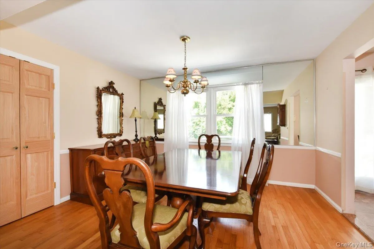 344 New York Avenue, Oyster Bay, NY, 3 Bedrooms Bedrooms, 11 Rooms Rooms,2 BathroomsBathrooms,Residential,For Rent,New York,0,1022968 344 New York Avenue, Oyster Bay, NY, 3 Bedrooms Bedrooms, 11 Rooms Rooms,2 BathroomsBathrooms,Residential,For Rent,New York,0,1022968