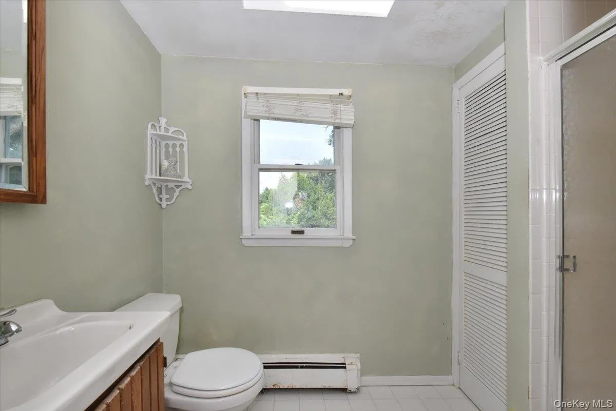 344 New York Avenue, Oyster Bay, NY, 3 Bedrooms Bedrooms, 11 Rooms Rooms,2 BathroomsBathrooms,Residential,For Rent,New York,0,1022968 344 New York Avenue, Oyster Bay, NY, 3 Bedrooms Bedrooms, 11 Rooms Rooms,2 BathroomsBathrooms,Residential,For Rent,New York,0,1022968