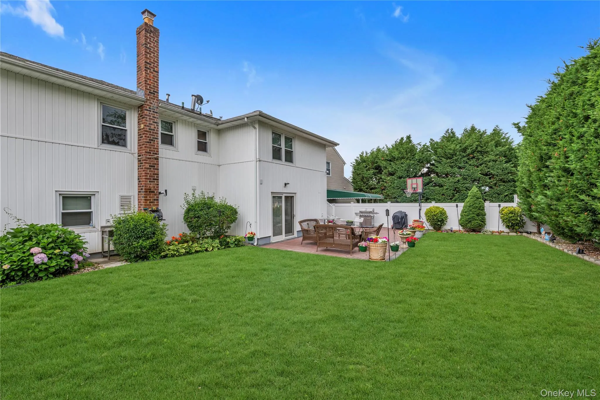 928 Fletcher Avenue, Hempstead, NY, 5 Bedrooms Bedrooms, 10 Rooms Rooms,3 BathroomsBathrooms,Residential,For Rent,Fletcher,0,1022969 928 Fletcher Avenue, Hempstead, NY, 5 Bedrooms Bedrooms, 10 Rooms Rooms,3 BathroomsBathrooms,Residential,For Rent,Fletcher,0,1022969