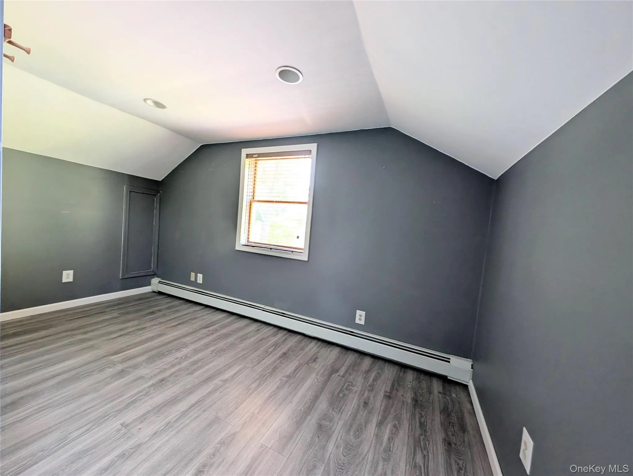 2 nd Floor 2 nd Floor