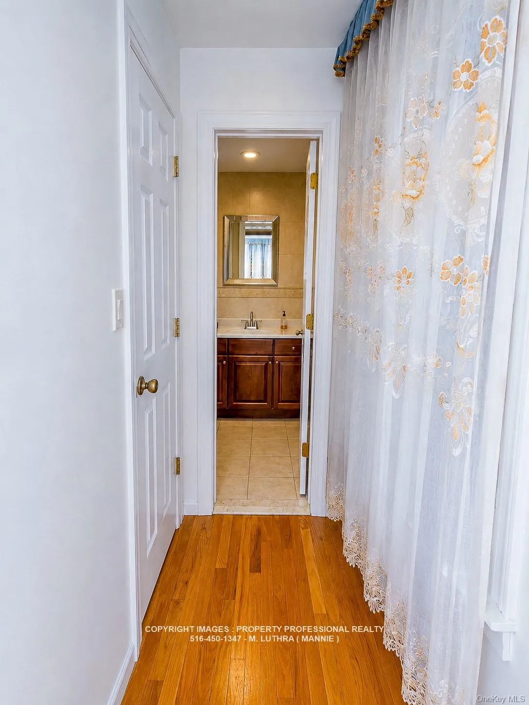 103 Holland Avenue, Hempstead, NY, 4 Bedrooms Bedrooms, 7 Rooms Rooms,3 BathroomsBathrooms,Residential Lease,For Rent,Holland,0,1022977 103 Holland Avenue, Hempstead, NY, 4 Bedrooms Bedrooms, 7 Rooms Rooms,3 BathroomsBathrooms,Residential Lease,For Rent,Holland,0,1022977