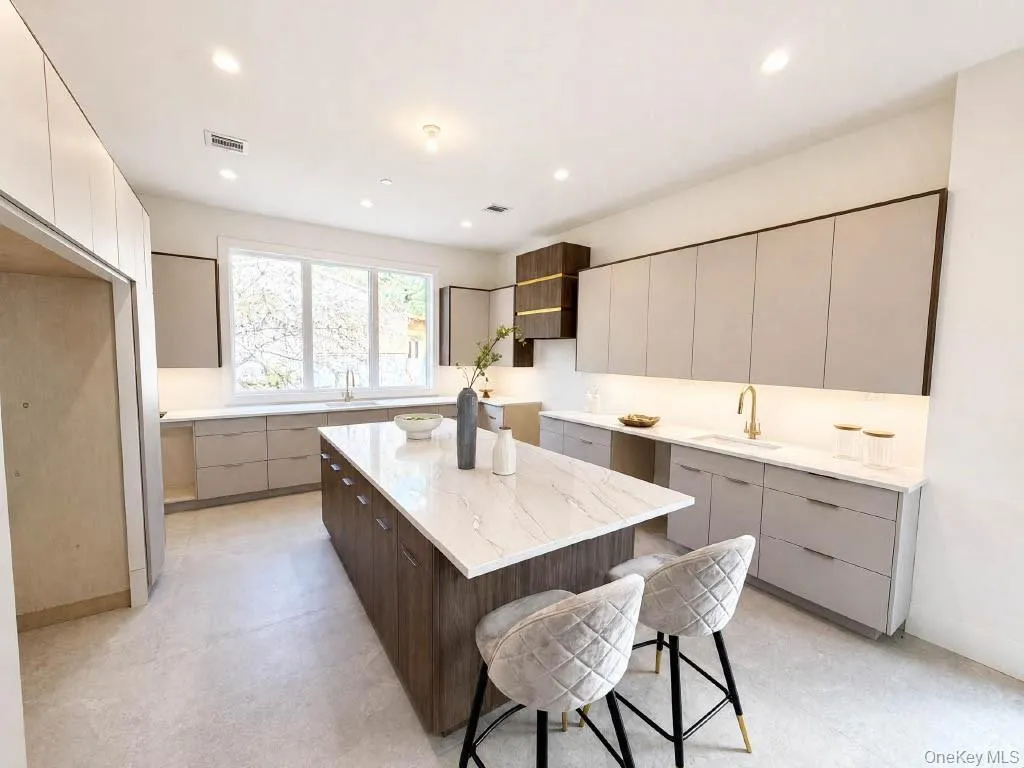 32 Virginia Avenue, Blooming Grove, NY, 5 Bedrooms Bedrooms, 9 Rooms Rooms,3 BathroomsBathrooms,Residential,For Rent,Virginia,0,1022979 32 Virginia Avenue, Blooming Grove, NY, 5 Bedrooms Bedrooms, 9 Rooms Rooms,3 BathroomsBathrooms,Residential,For Rent,Virginia,0,1022979