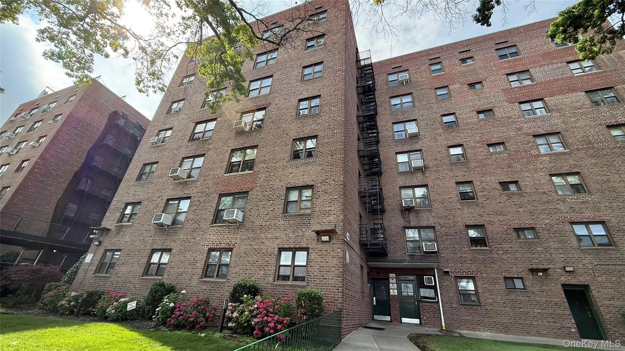 204-15 Foothill Ave., New York, NY, 2 Bedrooms Bedrooms, 5 Rooms Rooms,1 BathroomBathrooms,Residential,For Rent,Foothill Ave.,0,1022985 204-15 Foothill Ave., New York, NY, 2 Bedrooms Bedrooms, 5 Rooms Rooms,1 BathroomBathrooms,Residential,For Rent,Foothill Ave.,0,1022985