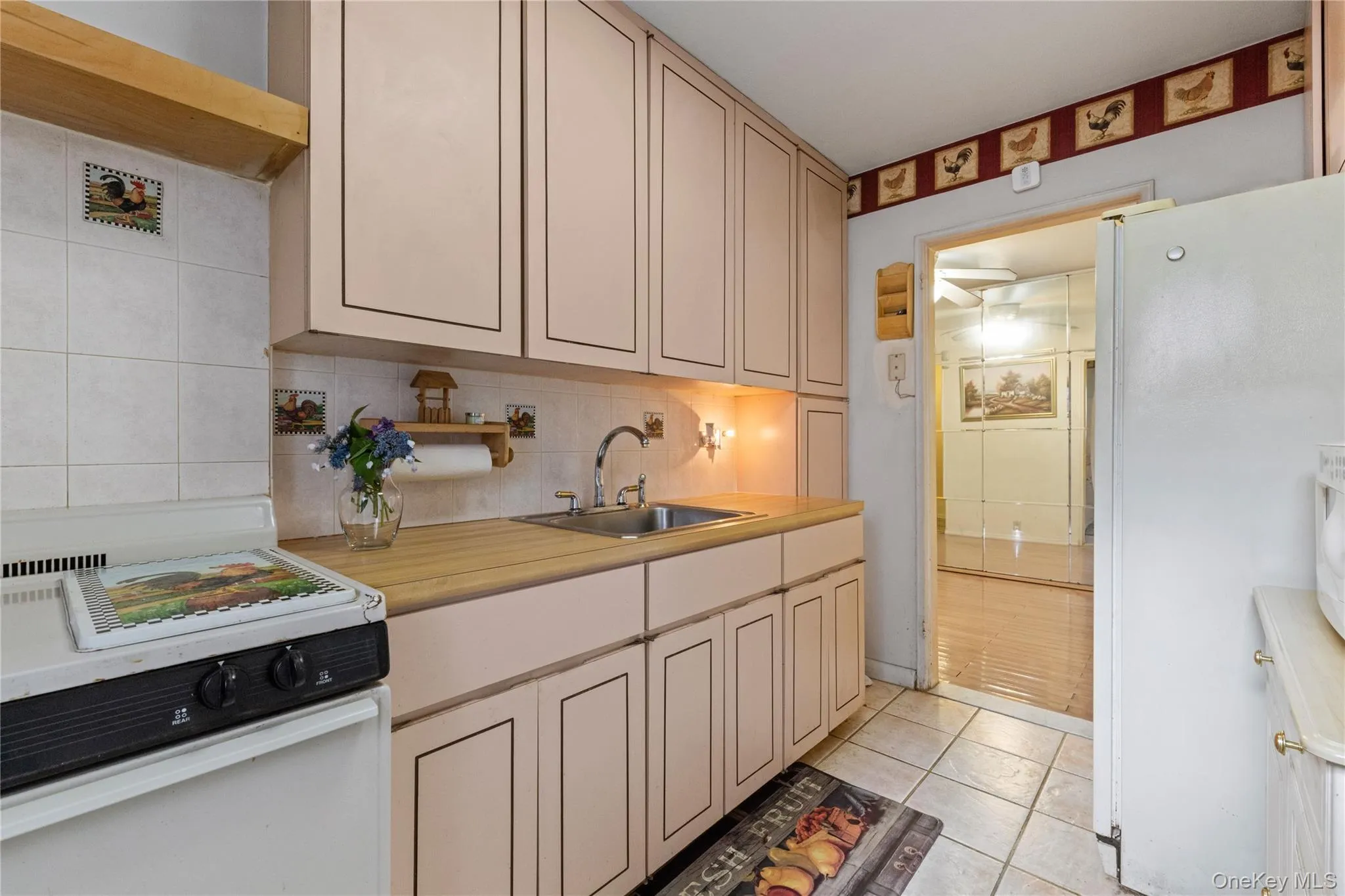 204-15 Foothill Ave., New York, NY, 2 Bedrooms Bedrooms, 5 Rooms Rooms,1 BathroomBathrooms,Residential,For Rent,Foothill Ave.,0,1022985 204-15 Foothill Ave., New York, NY, 2 Bedrooms Bedrooms, 5 Rooms Rooms,1 BathroomBathrooms,Residential,For Rent,Foothill Ave.,0,1022985