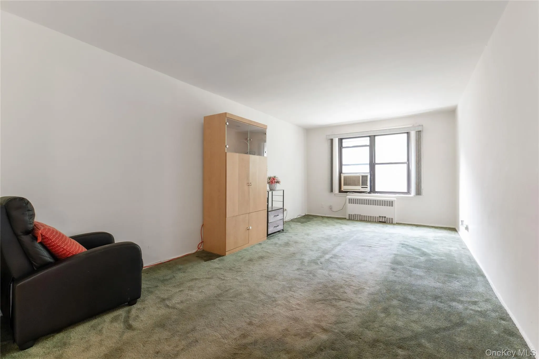 204-15 Foothill Ave., New York, NY, 2 Bedrooms Bedrooms, 5 Rooms Rooms,1 BathroomBathrooms,Residential,For Rent,Foothill Ave.,0,1022985 204-15 Foothill Ave., New York, NY, 2 Bedrooms Bedrooms, 5 Rooms Rooms,1 BathroomBathrooms,Residential,For Rent,Foothill Ave.,0,1022985