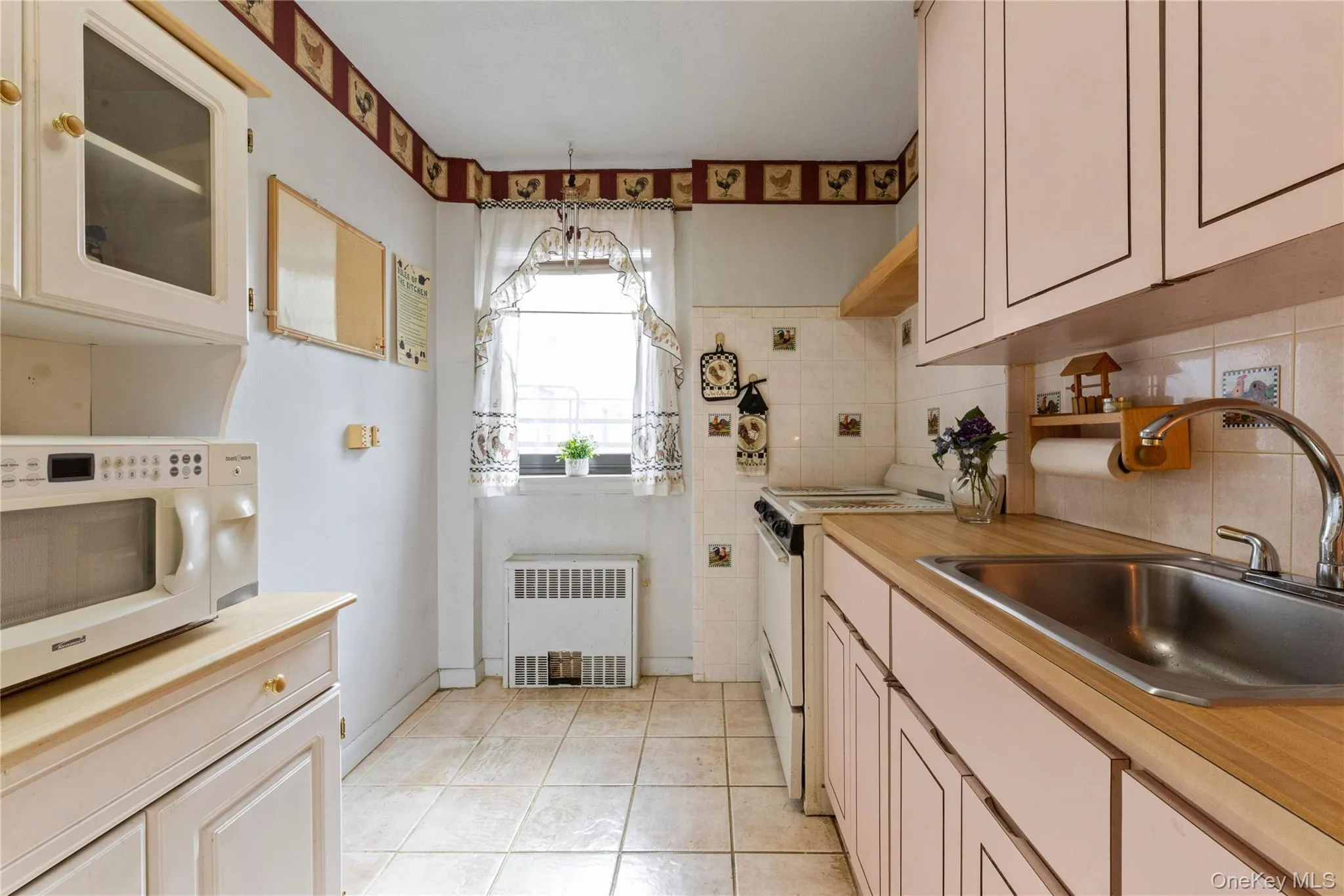 204-15 Foothill Ave., New York, NY, 2 Bedrooms Bedrooms, 5 Rooms Rooms,1 BathroomBathrooms,Residential,For Rent,Foothill Ave.,0,1022985 204-15 Foothill Ave., New York, NY, 2 Bedrooms Bedrooms, 5 Rooms Rooms,1 BathroomBathrooms,Residential,For Rent,Foothill Ave.,0,1022985