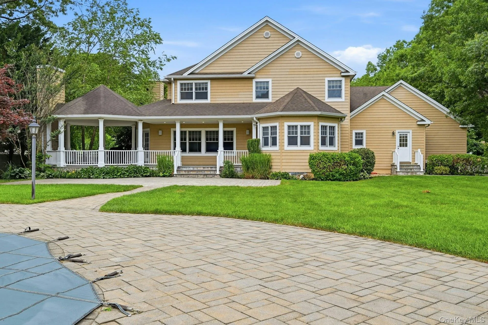 12 Glenridge Lane, Smithtown, NY, 4 Bedrooms Bedrooms, 8 Rooms Rooms,3 BathroomsBathrooms,Residential,For Rent,Glenridge,0,1022986 12 Glenridge Lane, Smithtown, NY, 4 Bedrooms Bedrooms, 8 Rooms Rooms,3 BathroomsBathrooms,Residential,For Rent,Glenridge,0,1022986