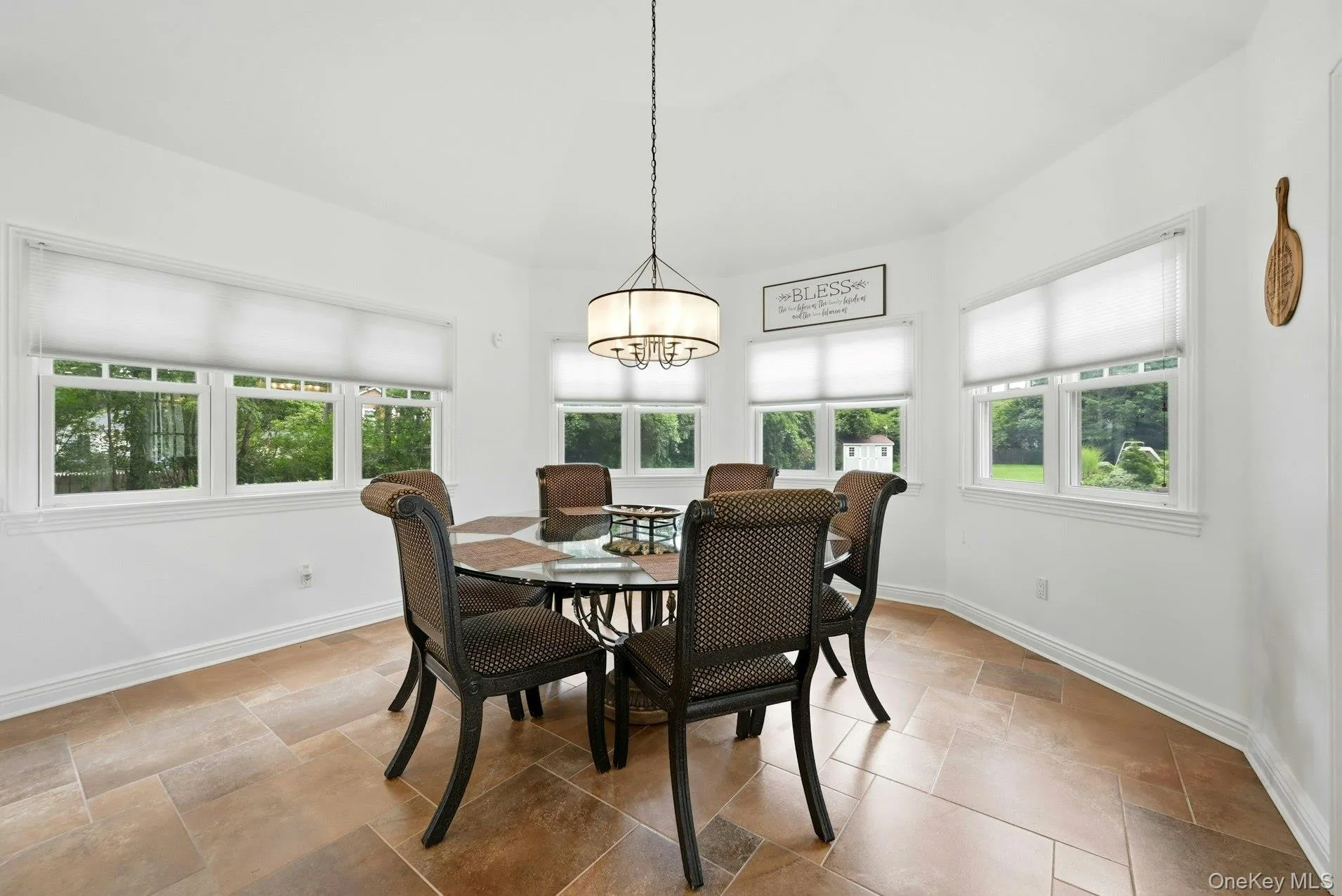 12 Glenridge Lane, Smithtown, NY, 4 Bedrooms Bedrooms, 8 Rooms Rooms,3 BathroomsBathrooms,Residential,For Rent,Glenridge,0,1022986 12 Glenridge Lane, Smithtown, NY, 4 Bedrooms Bedrooms, 8 Rooms Rooms,3 BathroomsBathrooms,Residential,For Rent,Glenridge,0,1022986