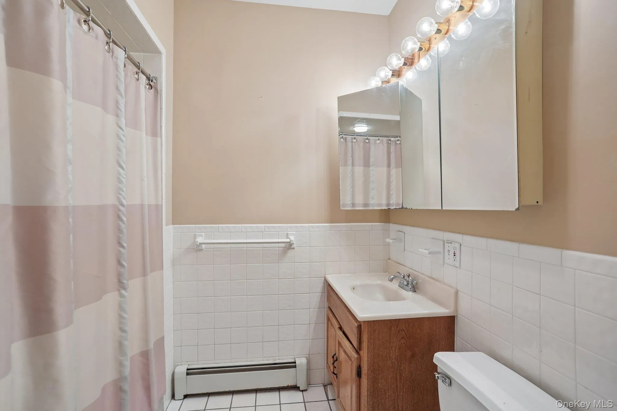 8 Sunset Heights, Monroe, NY, 2 Bedrooms Bedrooms, 6 Rooms Rooms,2 BathroomsBathrooms,Residential,For Rent,Sunset,0,1022990 8 Sunset Heights, Monroe, NY, 2 Bedrooms Bedrooms, 6 Rooms Rooms,2 BathroomsBathrooms,Residential,For Rent,Sunset,0,1022990