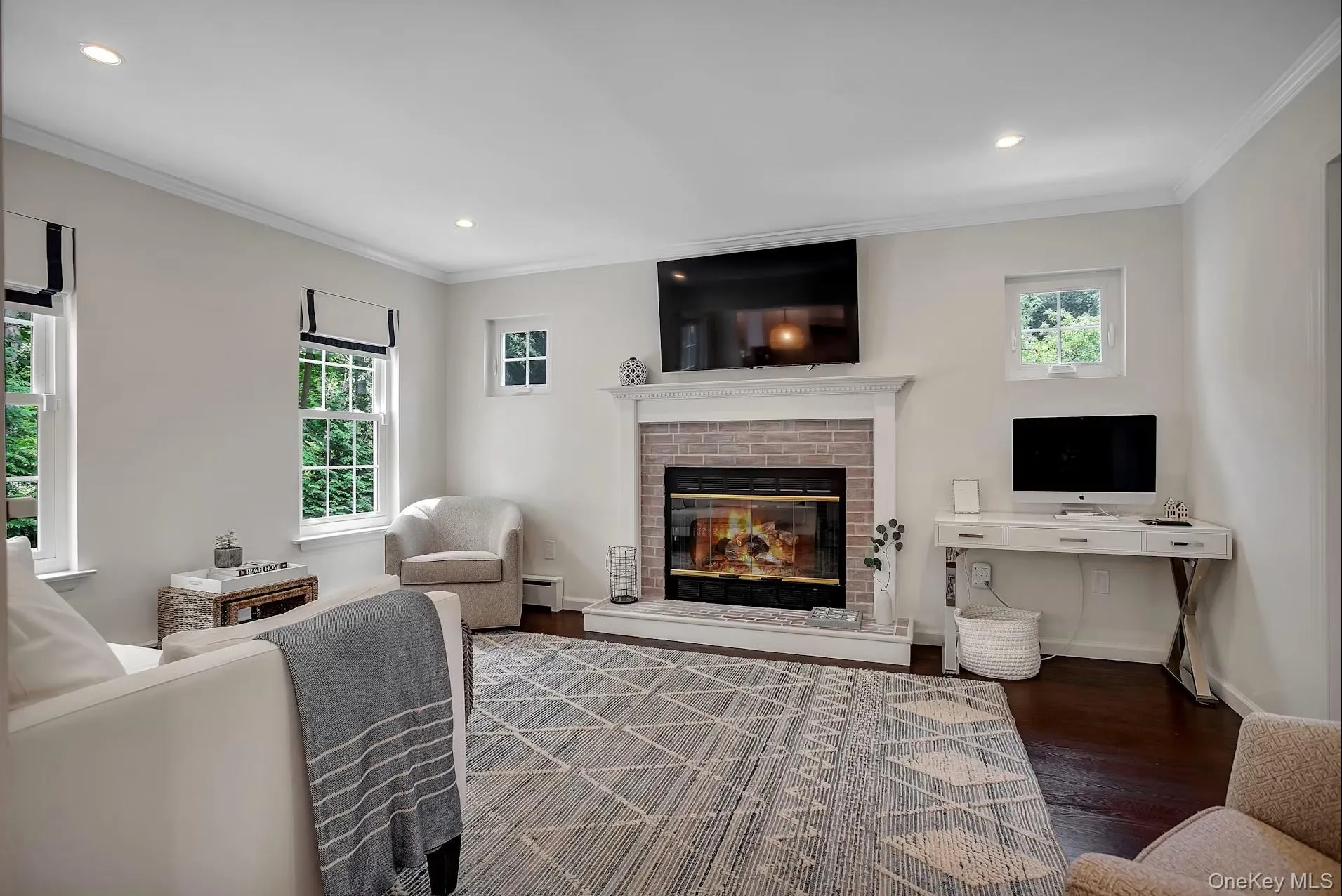 48 Southdown Road, Huntington, NY, 4 Bedrooms Bedrooms, 8 Rooms Rooms,3 BathroomsBathrooms,Residential,For Rent,Southdown,0,1022999 48 Southdown Road, Huntington, NY, 4 Bedrooms Bedrooms, 8 Rooms Rooms,3 BathroomsBathrooms,Residential,For Rent,Southdown,0,1022999