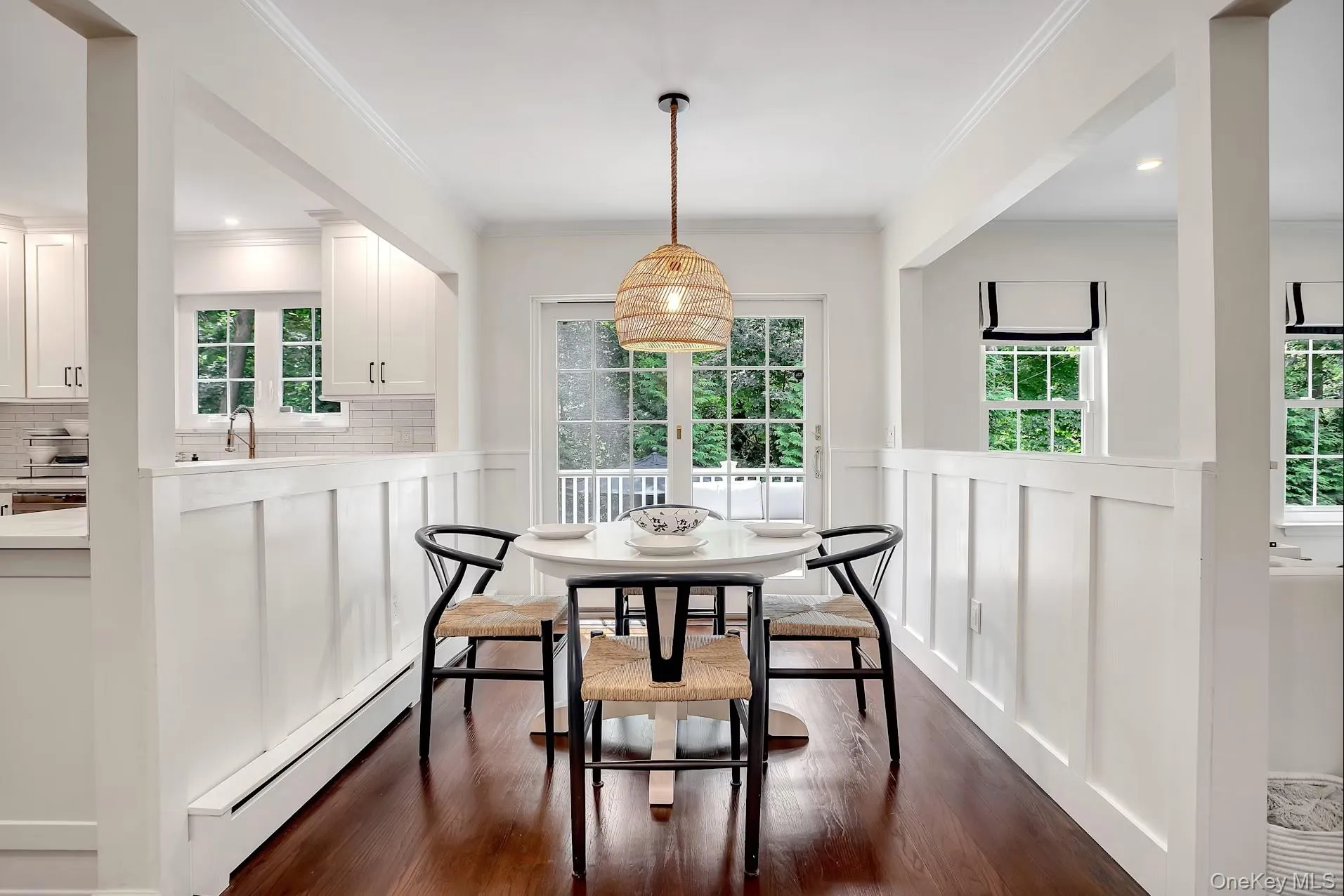 48 Southdown Road, Huntington, NY, 4 Bedrooms Bedrooms, 8 Rooms Rooms,3 BathroomsBathrooms,Residential,For Rent,Southdown,0,1022999 48 Southdown Road, Huntington, NY, 4 Bedrooms Bedrooms, 8 Rooms Rooms,3 BathroomsBathrooms,Residential,For Rent,Southdown,0,1022999