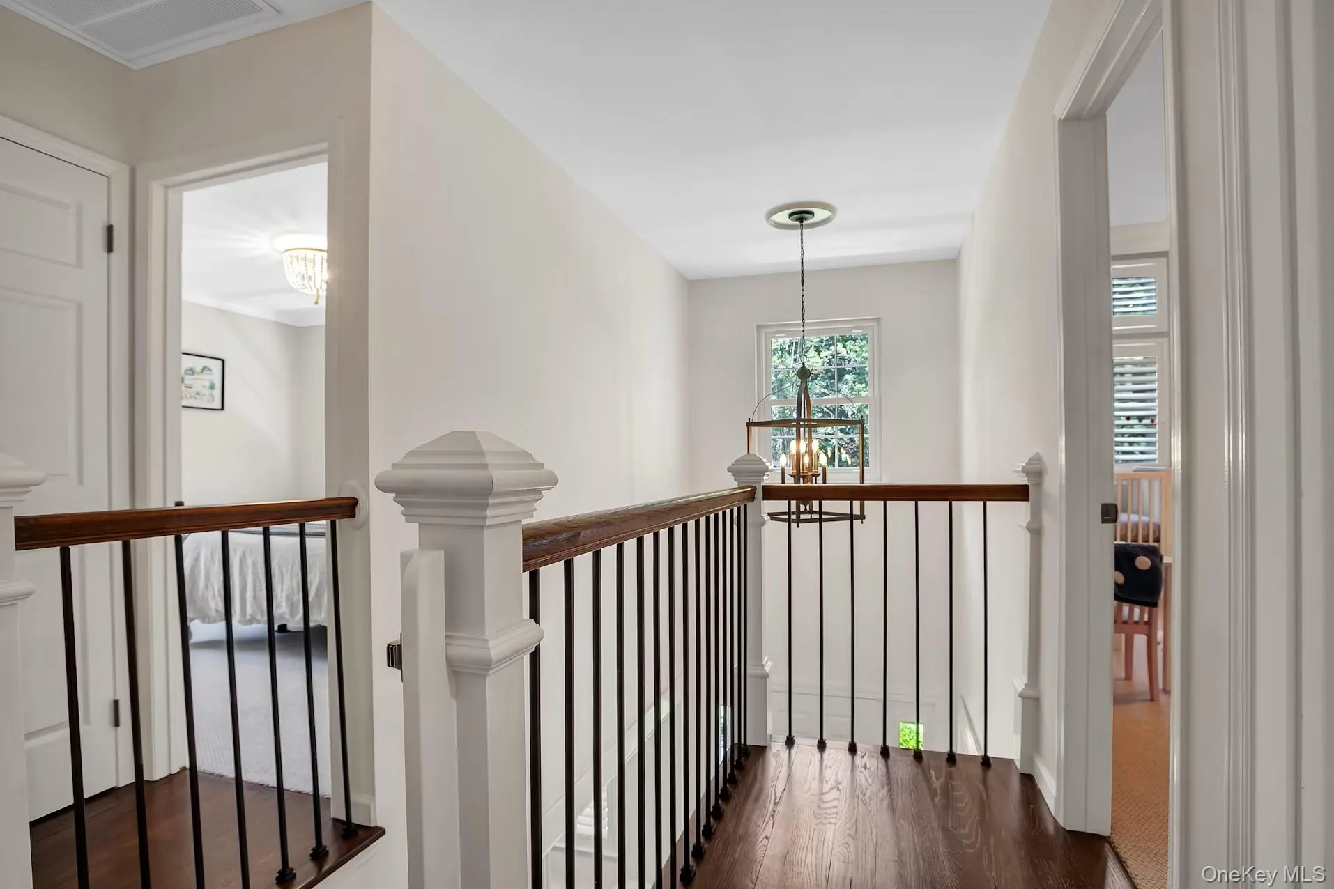 48 Southdown Road, Huntington, NY, 4 Bedrooms Bedrooms, 8 Rooms Rooms,3 BathroomsBathrooms,Residential,For Rent,Southdown,0,1022999 48 Southdown Road, Huntington, NY, 4 Bedrooms Bedrooms, 8 Rooms Rooms,3 BathroomsBathrooms,Residential,For Rent,Southdown,0,1022999