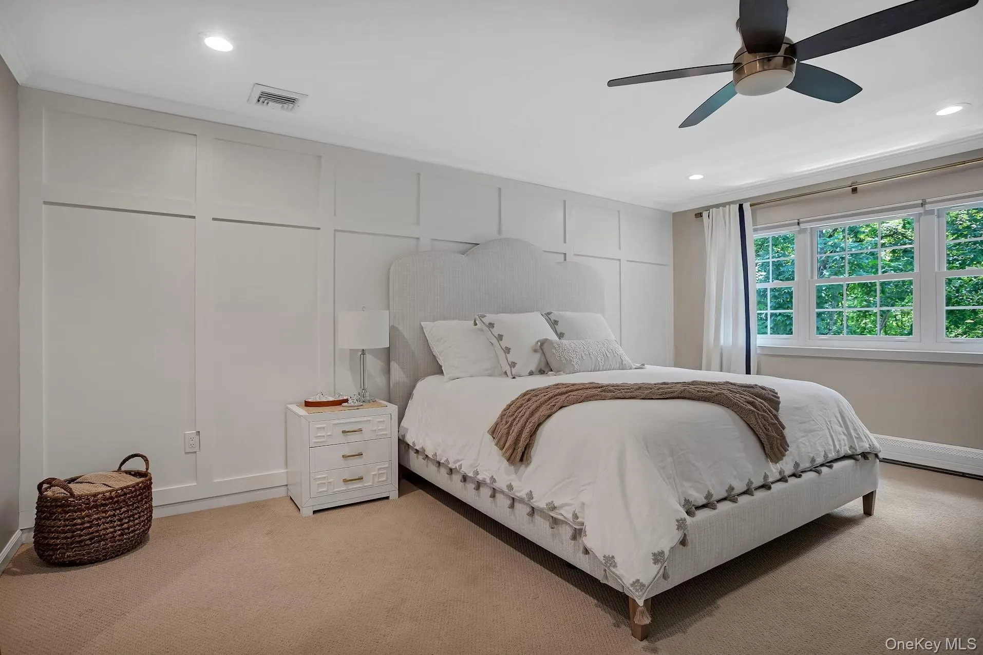 48 Southdown Road, Huntington, NY, 4 Bedrooms Bedrooms, 8 Rooms Rooms,3 BathroomsBathrooms,Residential,For Rent,Southdown,0,1022999 48 Southdown Road, Huntington, NY, 4 Bedrooms Bedrooms, 8 Rooms Rooms,3 BathroomsBathrooms,Residential,For Rent,Southdown,0,1022999