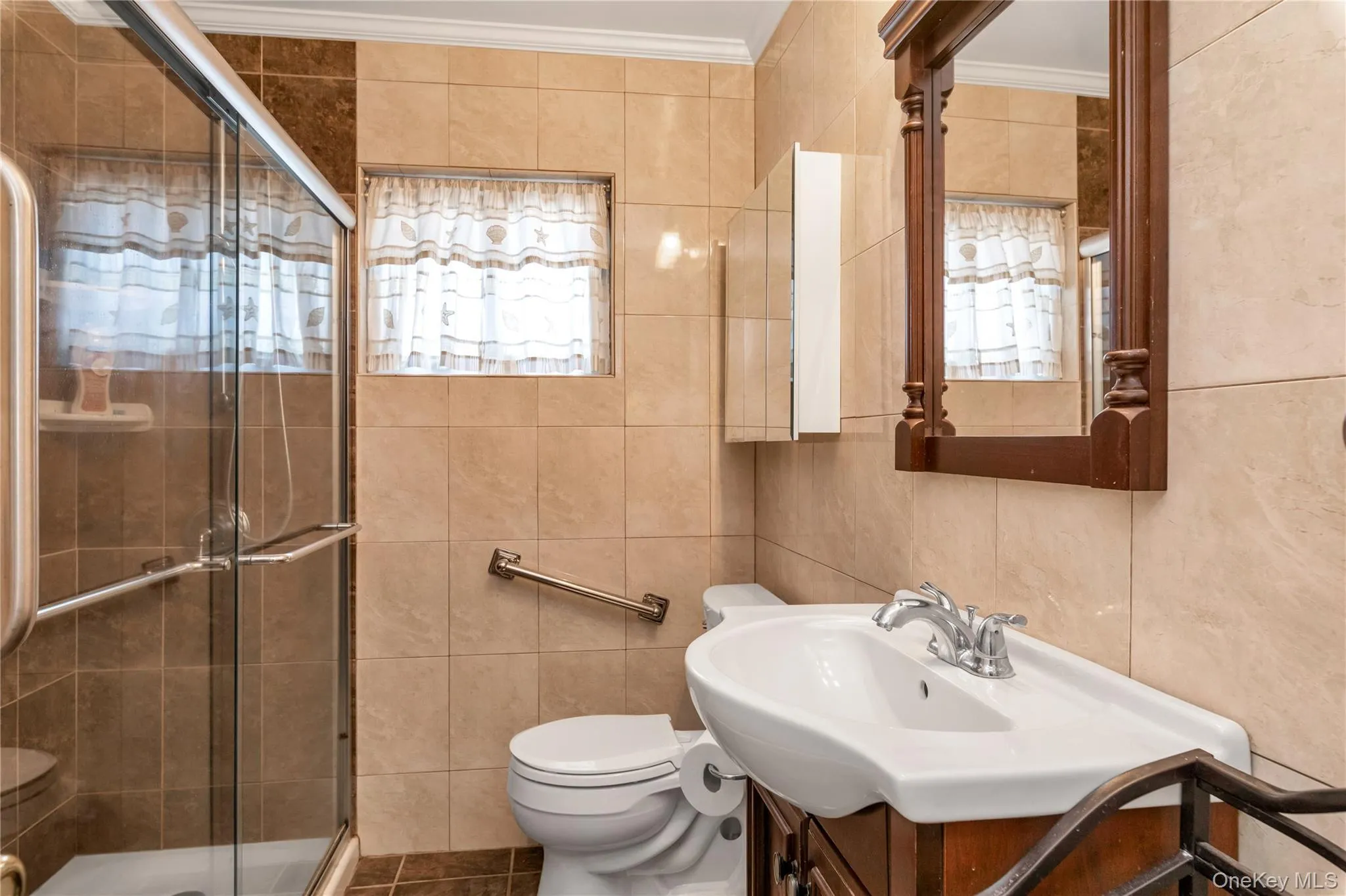 369 Maple Avenue, Hempstead, NY, 2 Bedrooms Bedrooms, 5 Rooms Rooms,1 BathroomBathrooms,Residential,For Rent,Maple,0,1023000 369 Maple Avenue, Hempstead, NY, 2 Bedrooms Bedrooms, 5 Rooms Rooms,1 BathroomBathrooms,Residential,For Rent,Maple,0,1023000