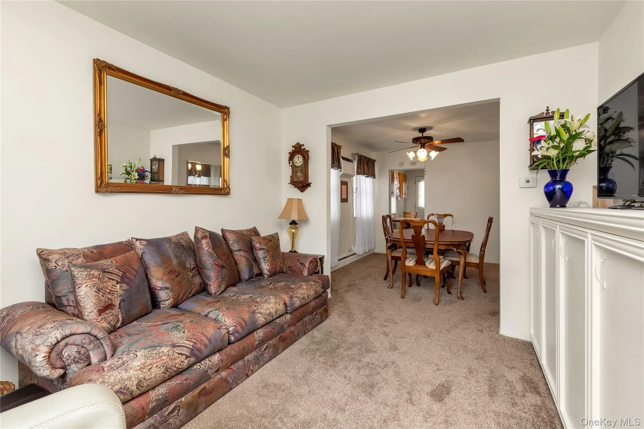 369 Maple Avenue, Hempstead, NY, 2 Bedrooms Bedrooms, 5 Rooms Rooms,1 BathroomBathrooms,Residential,For Rent,Maple,0,1023000 369 Maple Avenue, Hempstead, NY, 2 Bedrooms Bedrooms, 5 Rooms Rooms,1 BathroomBathrooms,Residential,For Rent,Maple,0,1023000