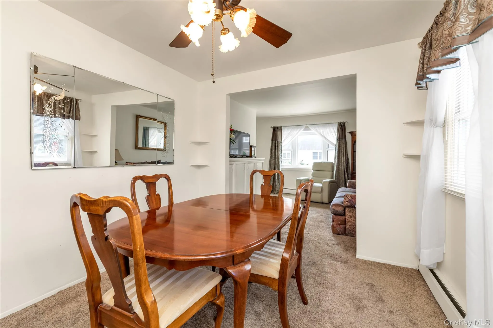 369 Maple Avenue, Hempstead, NY, 2 Bedrooms Bedrooms, 5 Rooms Rooms,1 BathroomBathrooms,Residential,For Rent,Maple,0,1023000 369 Maple Avenue, Hempstead, NY, 2 Bedrooms Bedrooms, 5 Rooms Rooms,1 BathroomBathrooms,Residential,For Rent,Maple,0,1023000