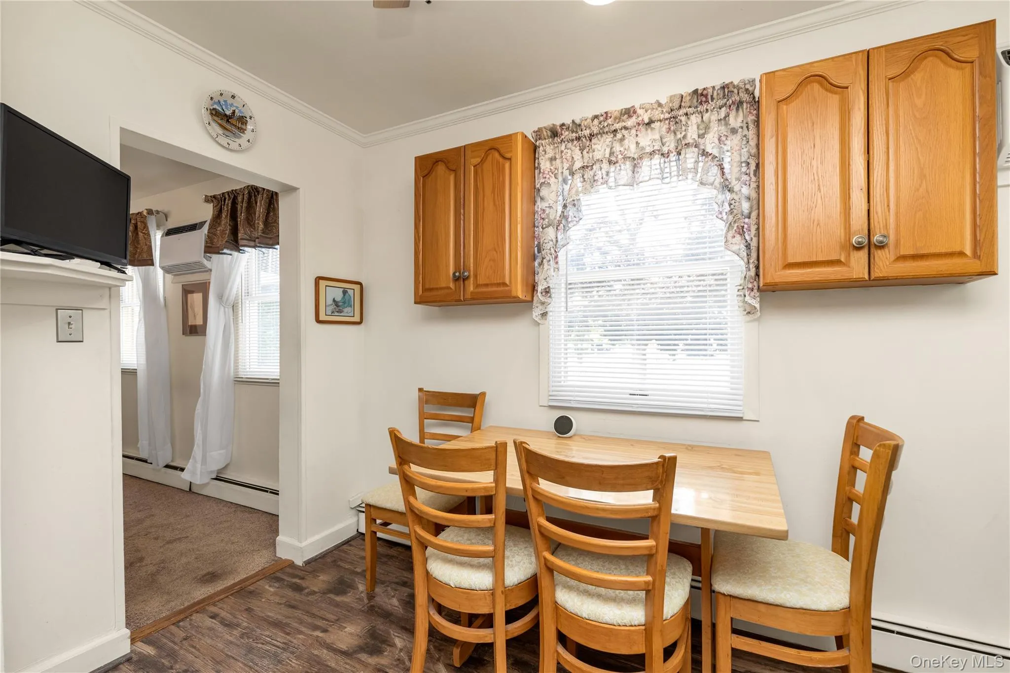 369 Maple Avenue, Hempstead, NY, 2 Bedrooms Bedrooms, 5 Rooms Rooms,1 BathroomBathrooms,Residential,For Rent,Maple,0,1023000 369 Maple Avenue, Hempstead, NY, 2 Bedrooms Bedrooms, 5 Rooms Rooms,1 BathroomBathrooms,Residential,For Rent,Maple,0,1023000