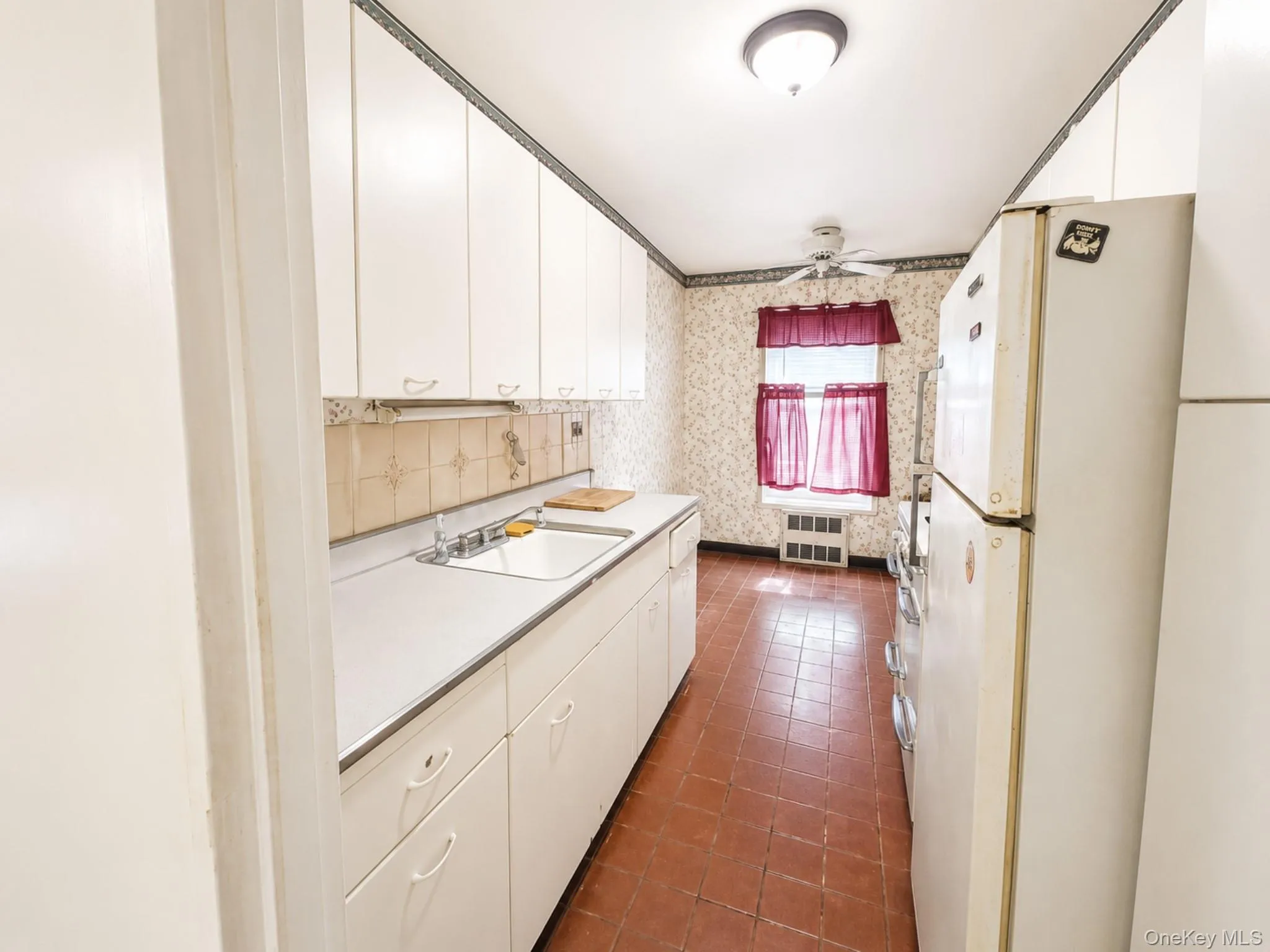1010 Sherman Avenue, New York, NY, 2 Bedrooms Bedrooms, 5 Rooms Rooms,1 BathroomBathrooms,Residential,For Rent,Sherman,0,1023001 1010 Sherman Avenue, New York, NY, 2 Bedrooms Bedrooms, 5 Rooms Rooms,1 BathroomBathrooms,Residential,For Rent,Sherman,0,1023001