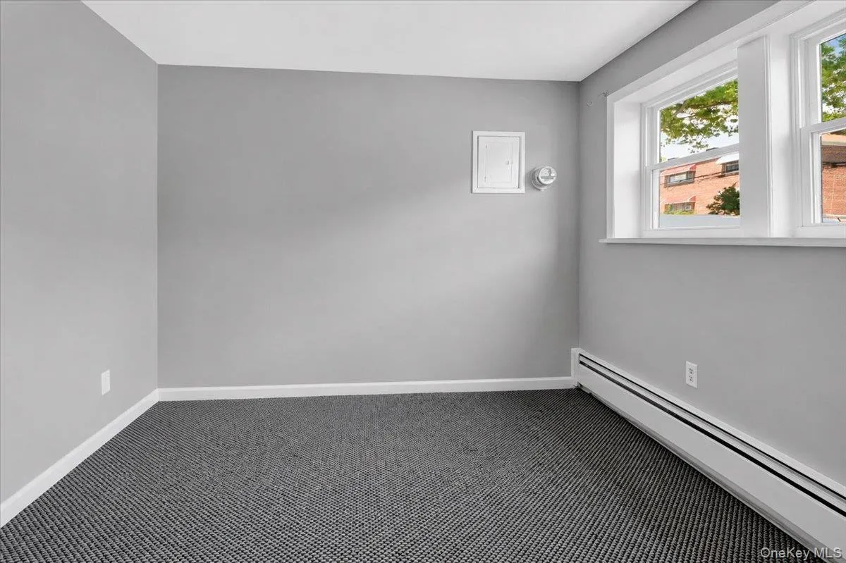 403 Torry Avenue, New York, NY, 4 Bedrooms Bedrooms, 10 Rooms Rooms,2 BathroomsBathrooms,Residential,For Rent,Torry,0,1023004 403 Torry Avenue, New York, NY, 4 Bedrooms Bedrooms, 10 Rooms Rooms,2 BathroomsBathrooms,Residential,For Rent,Torry,0,1023004