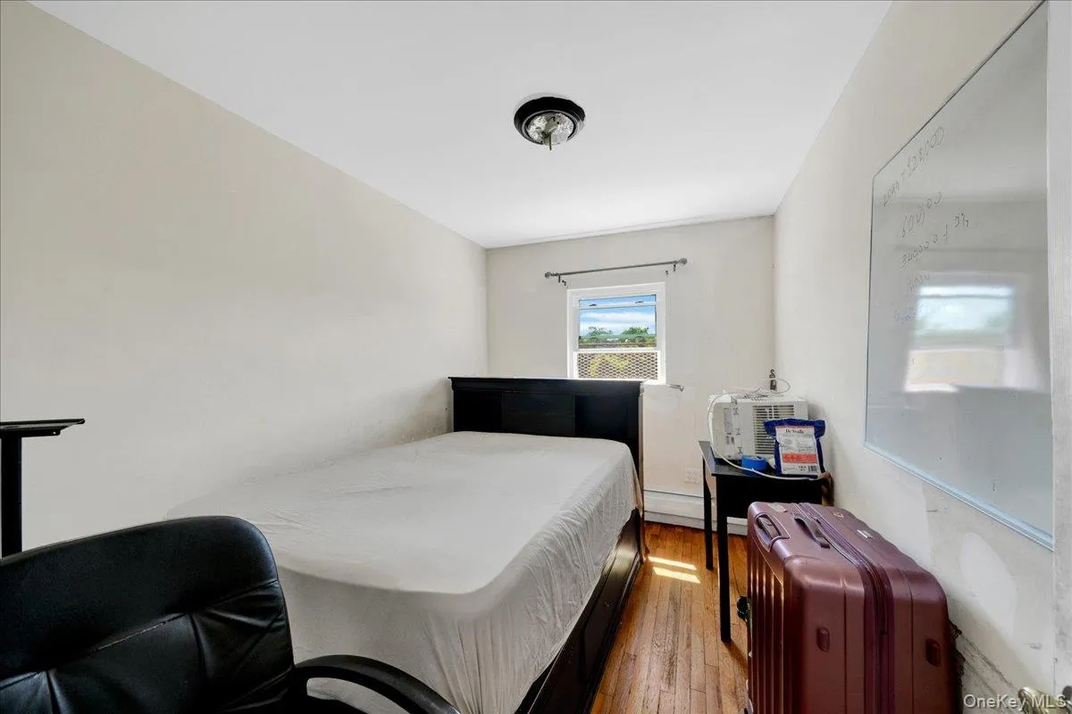 403 Torry Avenue, New York, NY, 4 Bedrooms Bedrooms, 10 Rooms Rooms,2 BathroomsBathrooms,Residential,For Rent,Torry,0,1023004 403 Torry Avenue, New York, NY, 4 Bedrooms Bedrooms, 10 Rooms Rooms,2 BathroomsBathrooms,Residential,For Rent,Torry,0,1023004