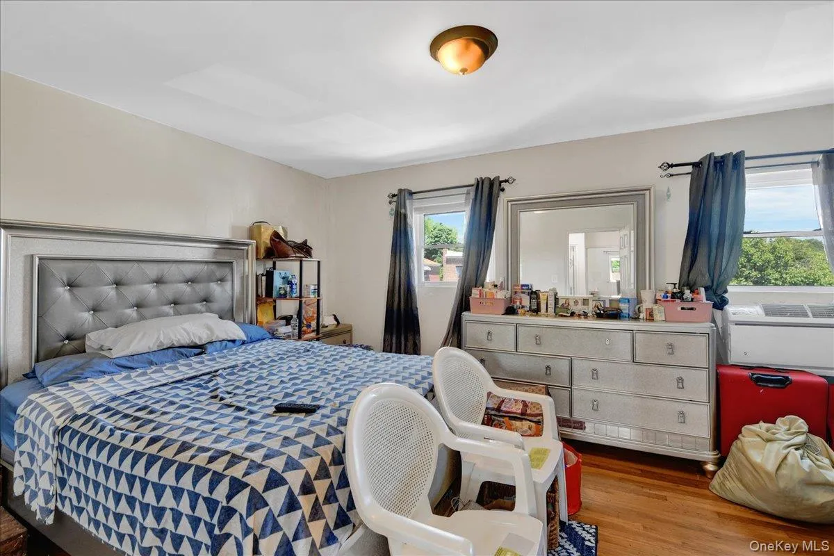 403 Torry Avenue, New York, NY, 4 Bedrooms Bedrooms, 10 Rooms Rooms,2 BathroomsBathrooms,Residential,For Rent,Torry,0,1023004 403 Torry Avenue, New York, NY, 4 Bedrooms Bedrooms, 10 Rooms Rooms,2 BathroomsBathrooms,Residential,For Rent,Torry,0,1023004