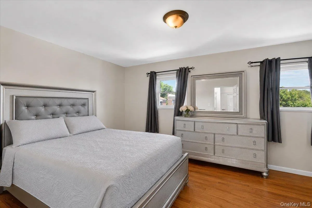 403 Torry Avenue, New York, NY, 4 Bedrooms Bedrooms, 10 Rooms Rooms,2 BathroomsBathrooms,Residential,For Rent,Torry,0,1023004 403 Torry Avenue, New York, NY, 4 Bedrooms Bedrooms, 10 Rooms Rooms,2 BathroomsBathrooms,Residential,For Rent,Torry,0,1023004
