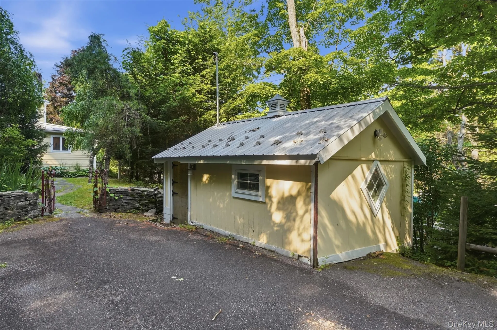 457 Krumville Road, Olive, NY, 3 Bedrooms Bedrooms, 12 Rooms Rooms,2 BathroomsBathrooms,Residential,For Rent,Krumville,0,1023005 457 Krumville Road, Olive, NY, 3 Bedrooms Bedrooms, 12 Rooms Rooms,2 BathroomsBathrooms,Residential,For Rent,Krumville,0,1023005