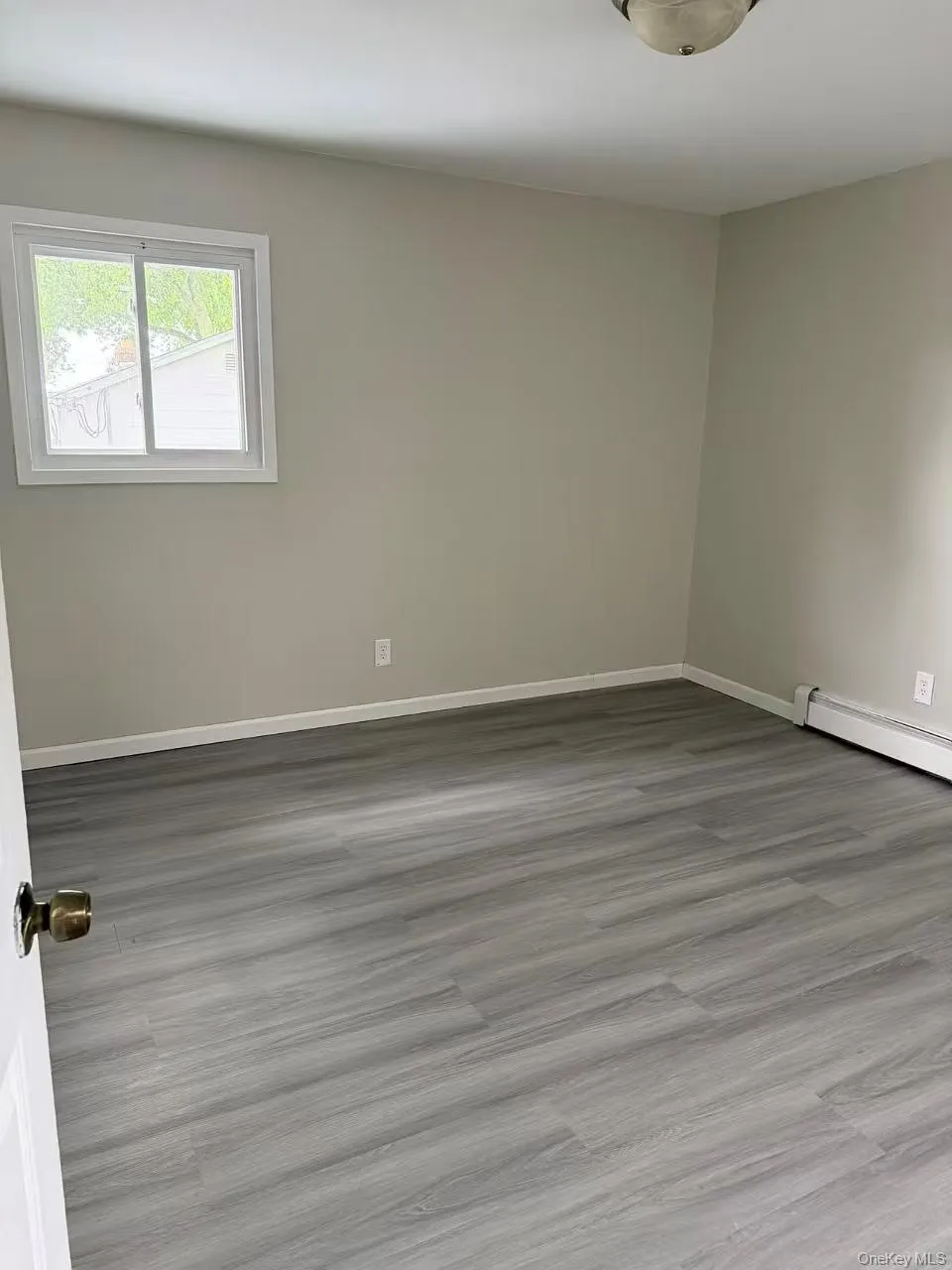 858 Oliver Avenue, North Hempstead, NY, 5 Bedrooms Bedrooms, 9 Rooms Rooms,2 BathroomsBathrooms,Residential,For Rent,Oliver,0,1023008 858 Oliver Avenue, North Hempstead, NY, 5 Bedrooms Bedrooms, 9 Rooms Rooms,2 BathroomsBathrooms,Residential,For Rent,Oliver,0,1023008