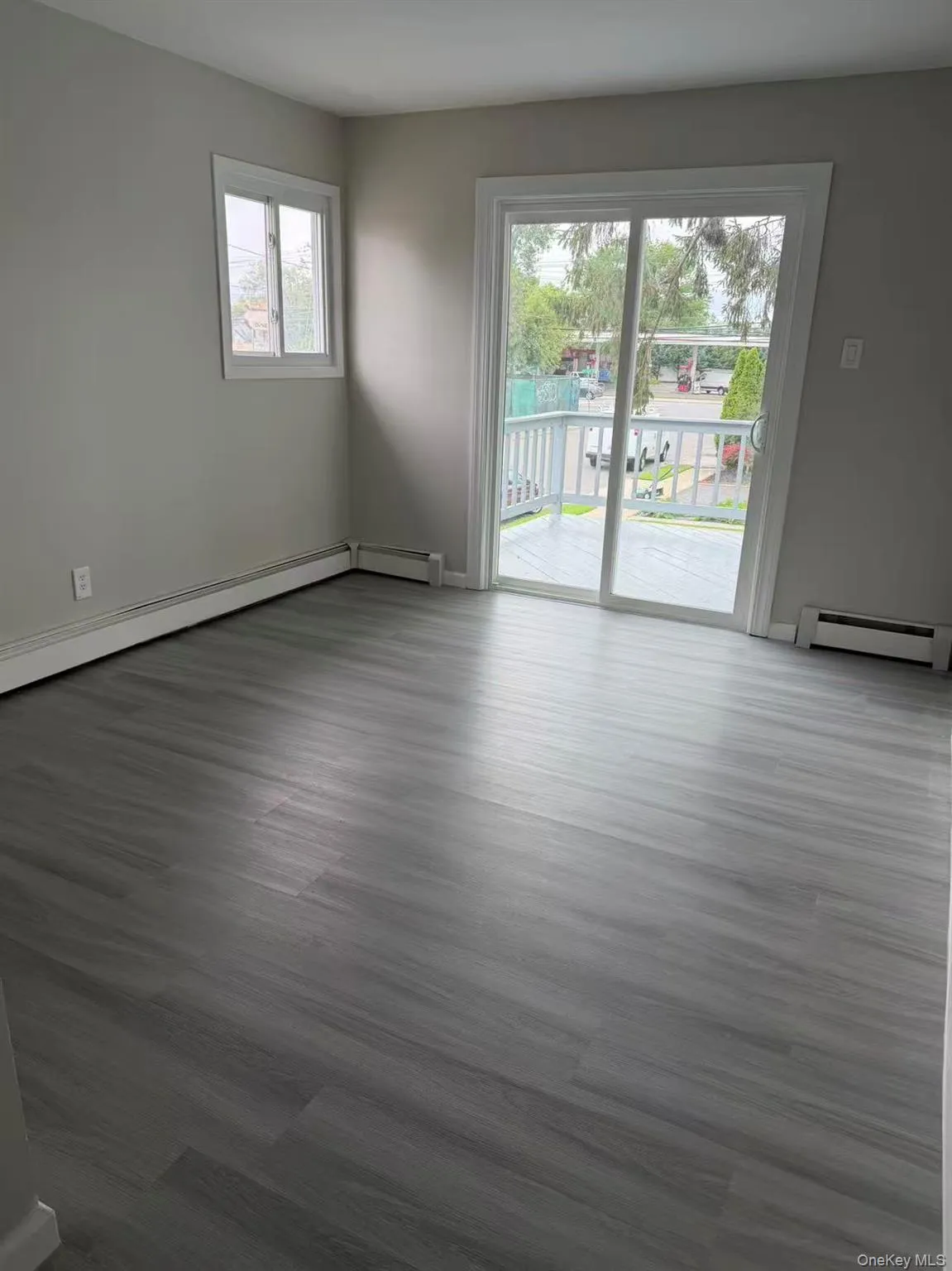 858 Oliver Avenue, North Hempstead, NY, 5 Bedrooms Bedrooms, 9 Rooms Rooms,2 BathroomsBathrooms,Residential,For Rent,Oliver,0,1023008 858 Oliver Avenue, North Hempstead, NY, 5 Bedrooms Bedrooms, 9 Rooms Rooms,2 BathroomsBathrooms,Residential,For Rent,Oliver,0,1023008