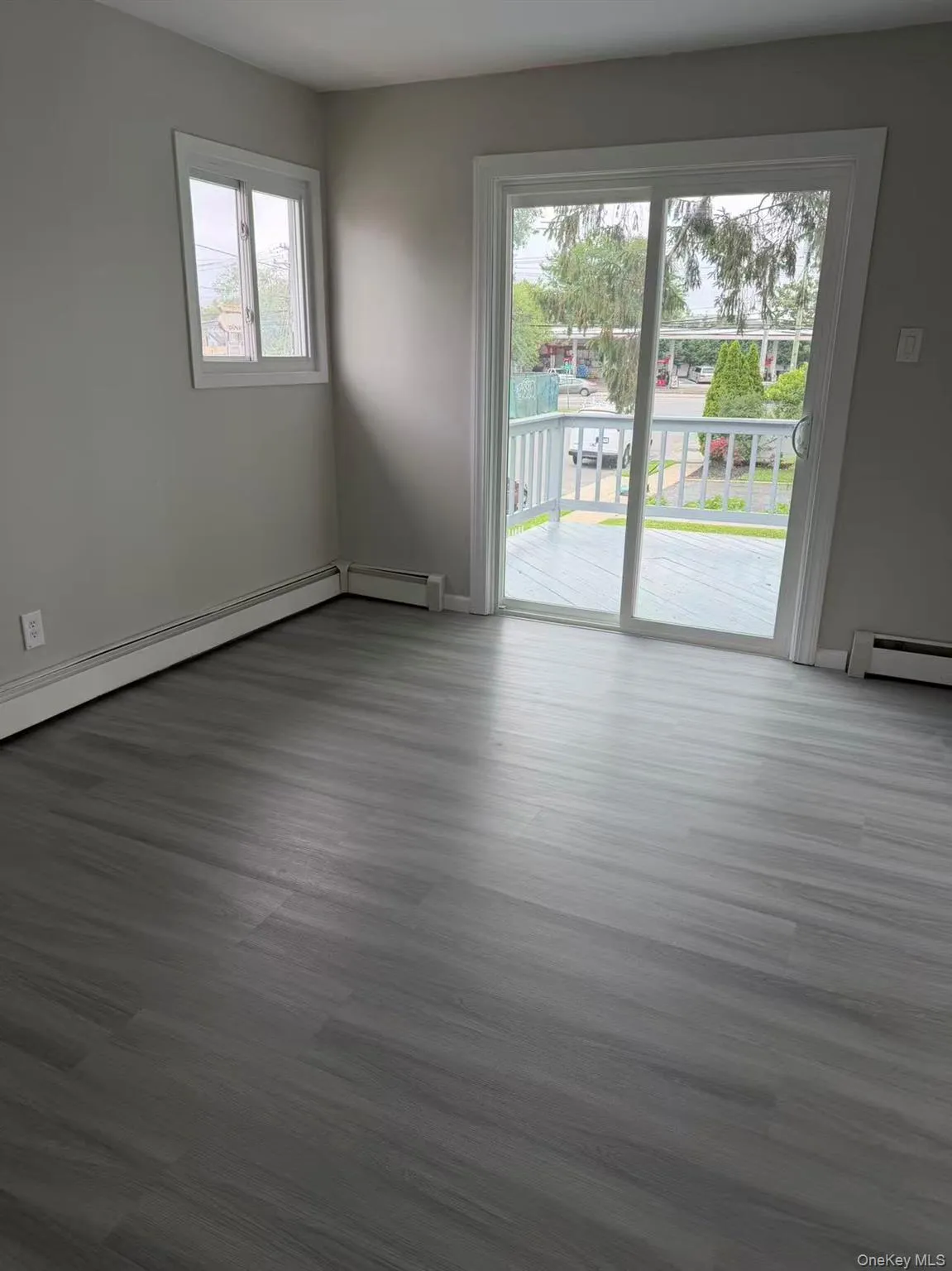 858 Oliver Avenue, North Hempstead, NY, 5 Bedrooms Bedrooms, 9 Rooms Rooms,2 BathroomsBathrooms,Residential,For Rent,Oliver,0,1023008 858 Oliver Avenue, North Hempstead, NY, 5 Bedrooms Bedrooms, 9 Rooms Rooms,2 BathroomsBathrooms,Residential,For Rent,Oliver,0,1023008