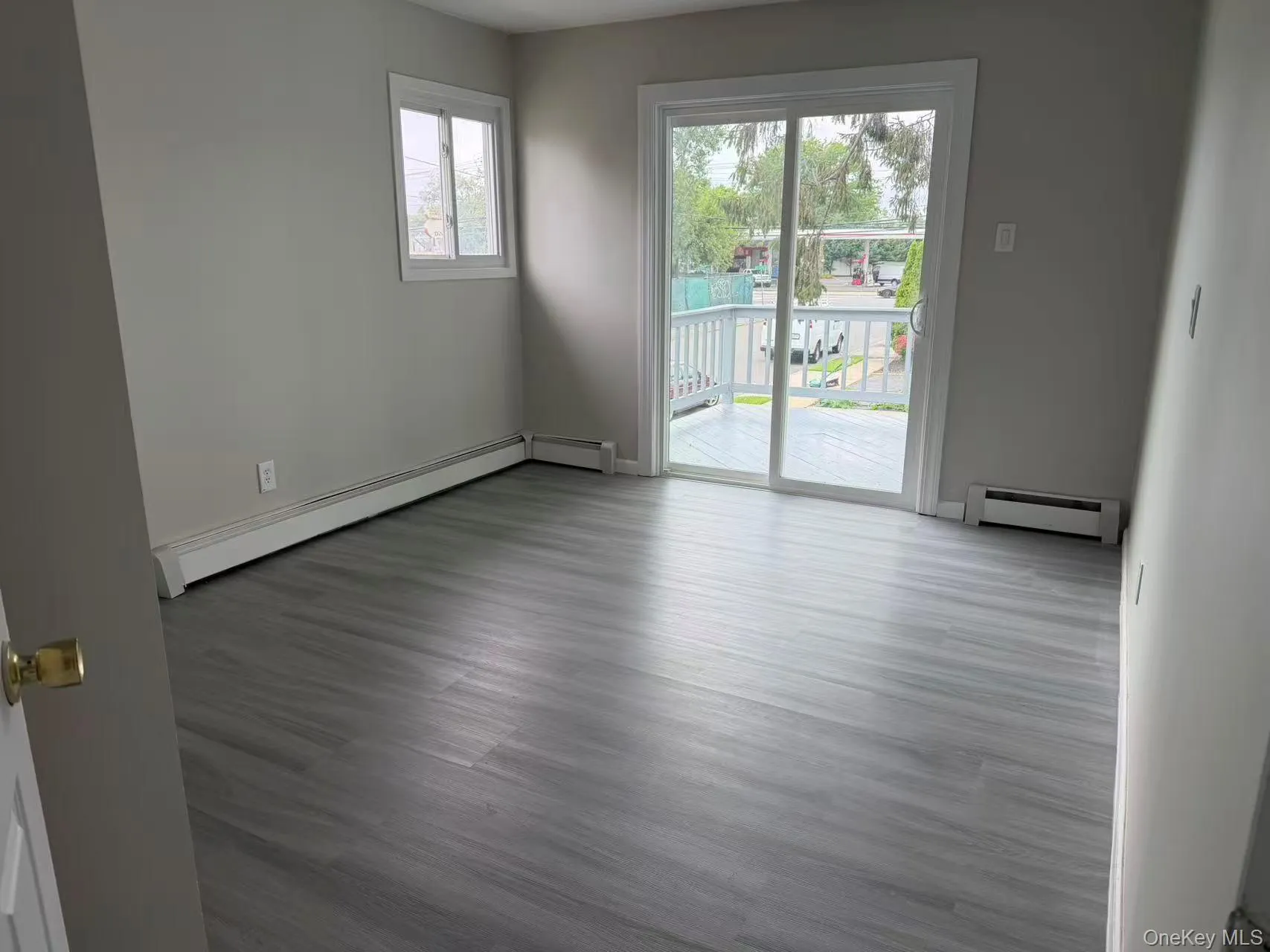 858 Oliver Avenue, North Hempstead, NY, 5 Bedrooms Bedrooms, 9 Rooms Rooms,2 BathroomsBathrooms,Residential,For Rent,Oliver,0,1023008 858 Oliver Avenue, North Hempstead, NY, 5 Bedrooms Bedrooms, 9 Rooms Rooms,2 BathroomsBathrooms,Residential,For Rent,Oliver,0,1023008