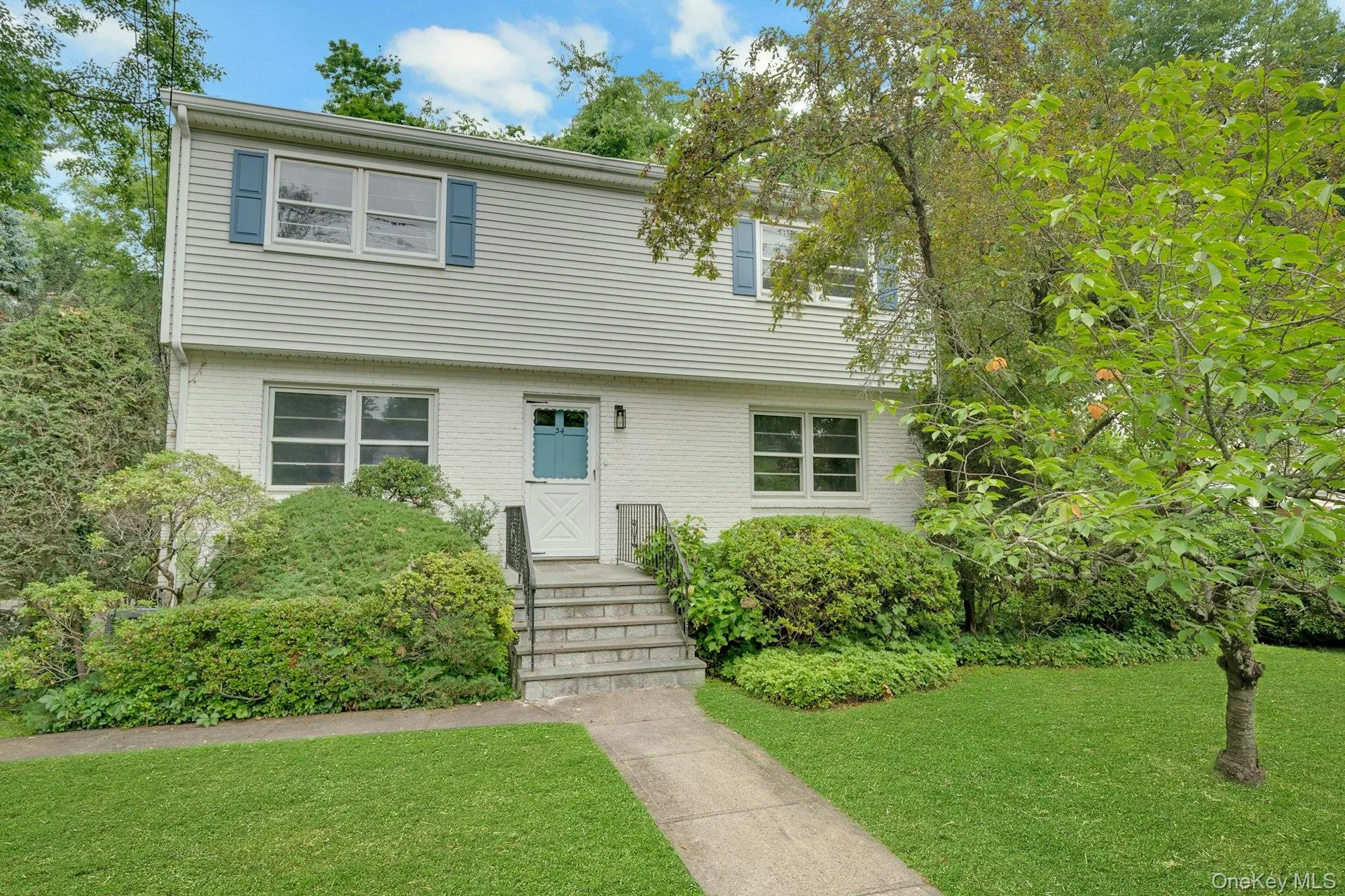 34 Dogwood Drive, Eastchester, NY, 3 Bedrooms Bedrooms, 6 Rooms Rooms,2 BathroomsBathrooms,Residential,For Rent,Dogwood,0,1023014 34 Dogwood Drive, Eastchester, NY, 3 Bedrooms Bedrooms, 6 Rooms Rooms,2 BathroomsBathrooms,Residential,For Rent,Dogwood,0,1023014