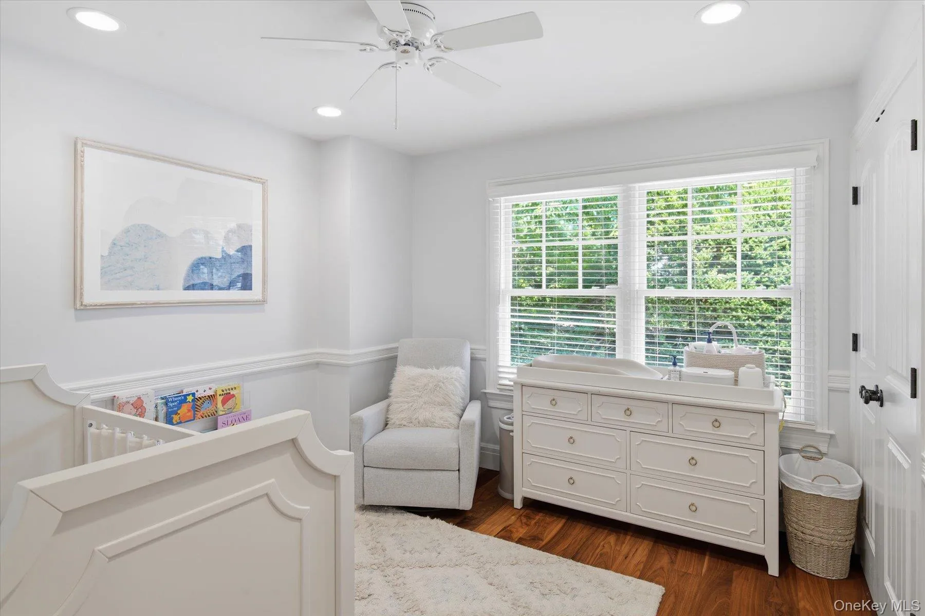 Comfortable secondary bedroom with generous closet space. Comfortable secondary bedroom with generous closet space.
