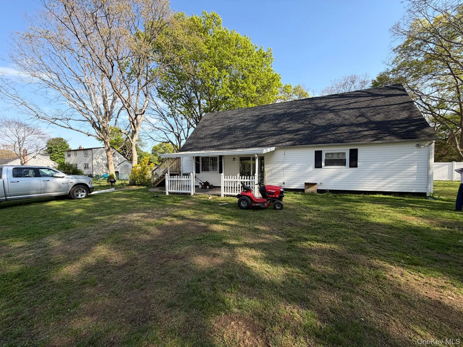 41 Fig Street, Islip, NY, 5 Bedrooms Bedrooms, 11 Rooms Rooms,2 BathroomsBathrooms,Residential,For Rent,Fig,0,1023022 41 Fig Street, Islip, NY, 5 Bedrooms Bedrooms, 11 Rooms Rooms,2 BathroomsBathrooms,Residential,For Rent,Fig,0,1023022