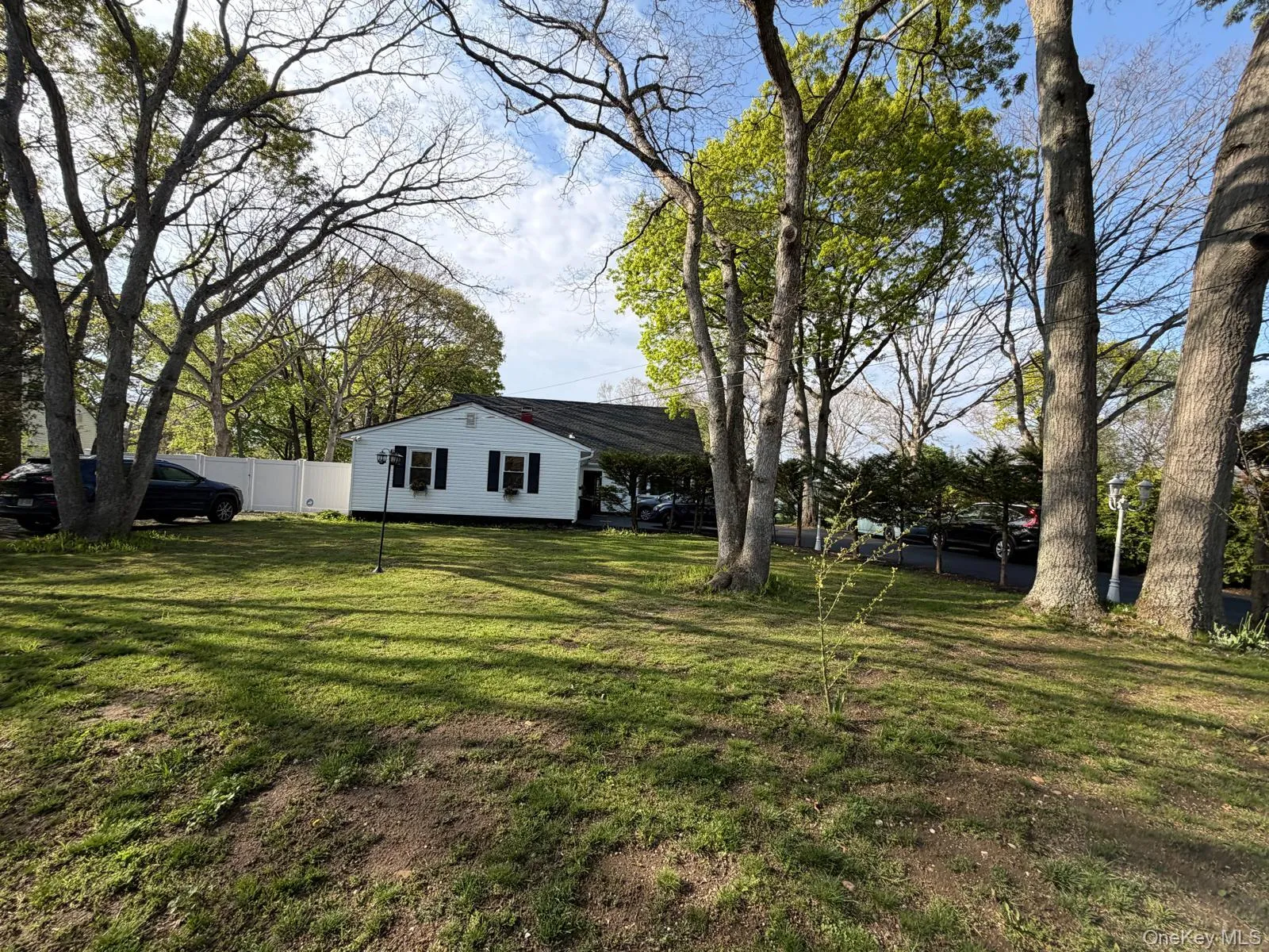 41 Fig Street, Islip, NY, 5 Bedrooms Bedrooms, 11 Rooms Rooms,2 BathroomsBathrooms,Residential,For Rent,Fig,0,1023022 41 Fig Street, Islip, NY, 5 Bedrooms Bedrooms, 11 Rooms Rooms,2 BathroomsBathrooms,Residential,For Rent,Fig,0,1023022